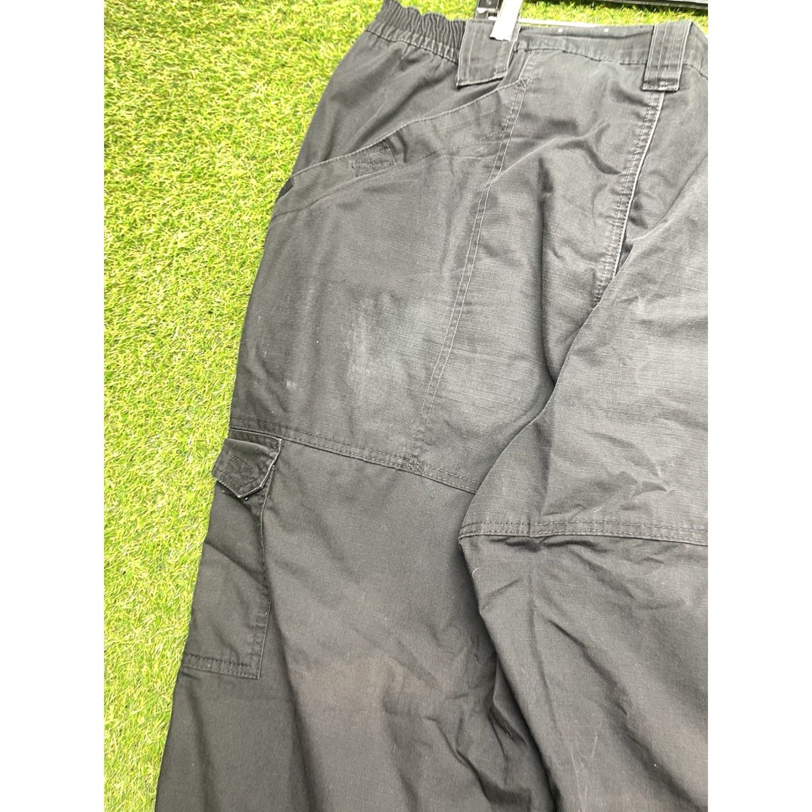Vintage 5.11 Tactical Pants Mens 40x30 Black Cargo Straight Ripstop Utility Workwear Size US 40 / EU 56 - 5 Thumbnail