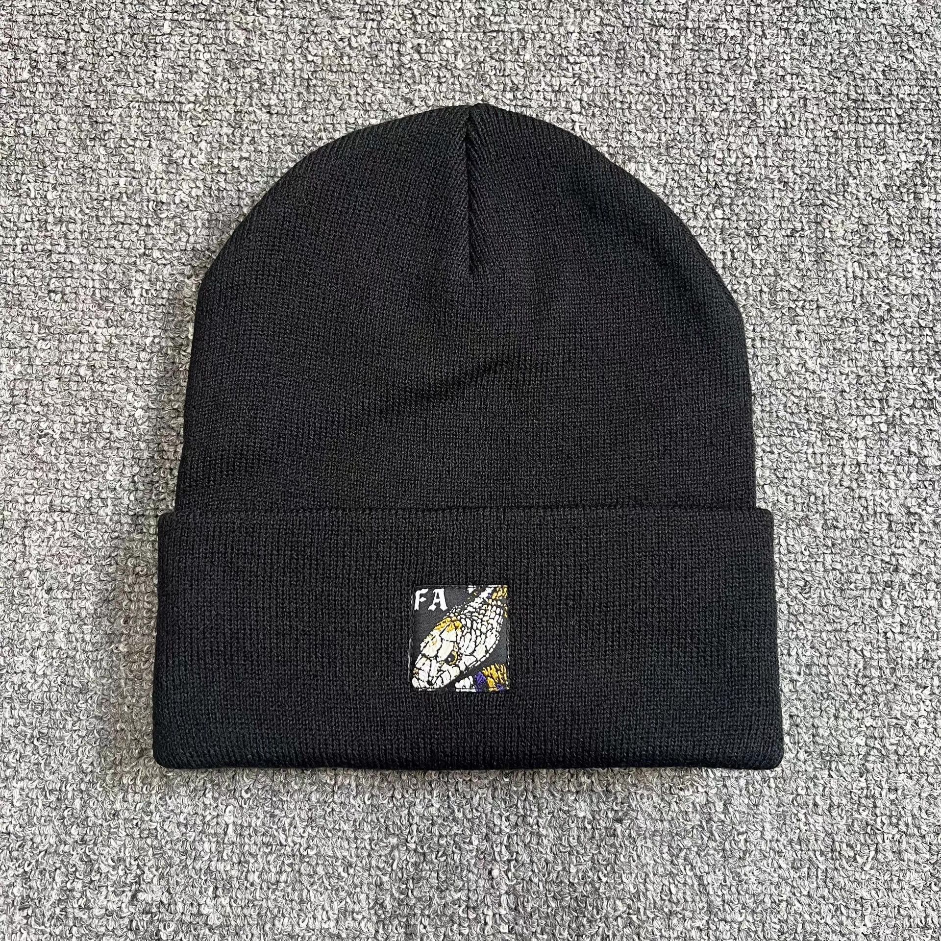 Fucking Awesome Fucking Awesome Patch Snake Head Knitted Beanie Q7 Size ONE SIZE - 1 Thumbnail