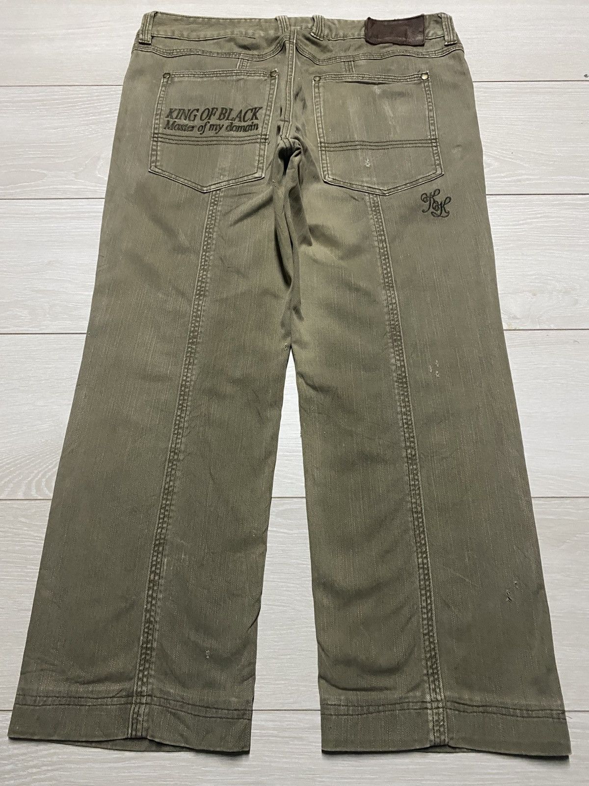 Japanese Brand Vintage Karl Kani Khaki Logo Embroidery Loose Jeans Size US 36 / EU 52 - 2 Thumbnail