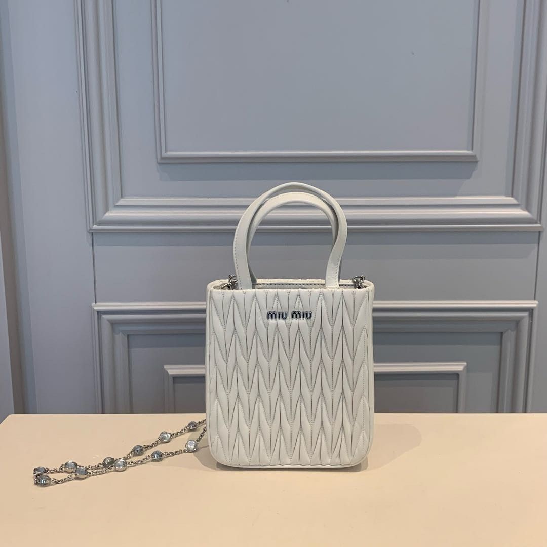 Miu Miu Miu Miu Matelassé Leather Tote Bag Size ONE SIZE - 1 Thumbnail