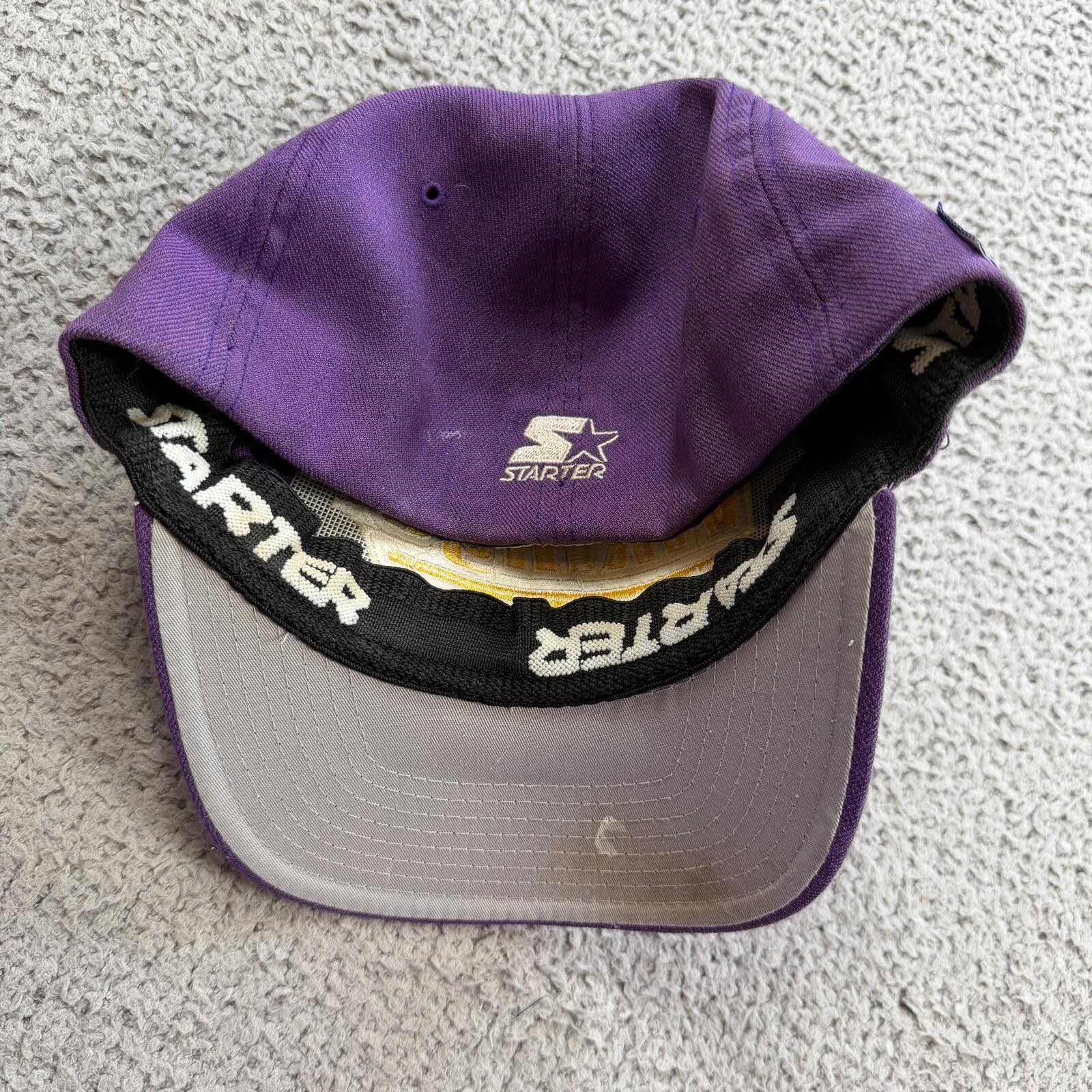 Starter Vintage 90s Minnesota Vikings Starter Pro Hat NFL 7 7 1/4 Size ONE SIZE - 7 Thumbnail