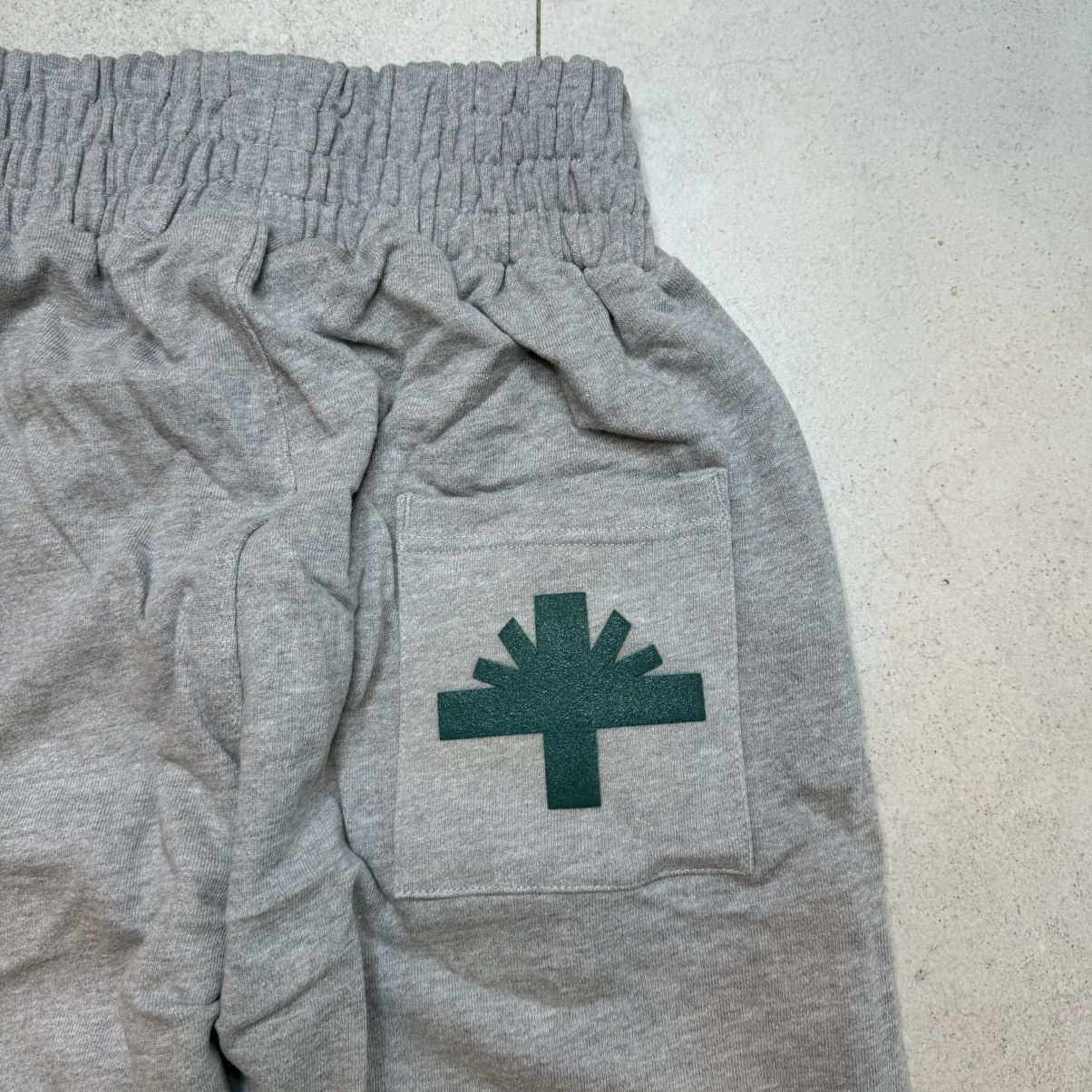 Vertabrae Vertabrae grey forest sweatpants SIZE XL Size US 40 / EU 56 - 5 Thumbnail