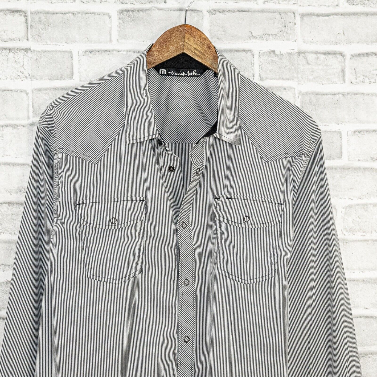 TravisMathew Travis Mathew Men's Snap button up Shirt in Gray Stripe Size US L / EU 52-54 / 3 - 4 Thumbnail
