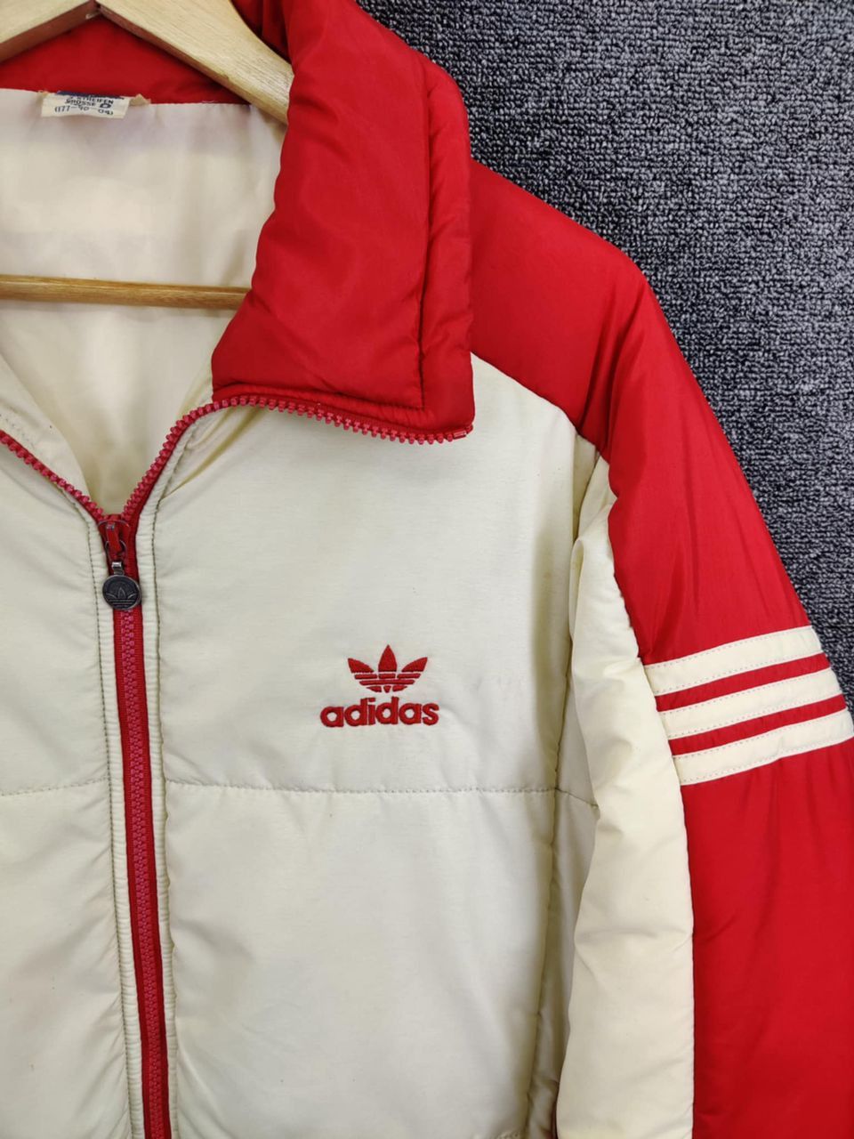 Adidas Vintage 80's Adidas Trefoil Puffer Jacket Size US L / EU 52-54 / 3 - 4 Thumbnail
