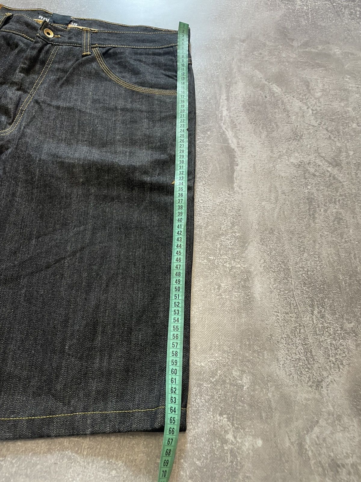 Rocawear × Vintage Vintage Rocawear Embroidered Logo Baggy Denim Shorts Size US 38 / EU 54 - 17 Thumbnail