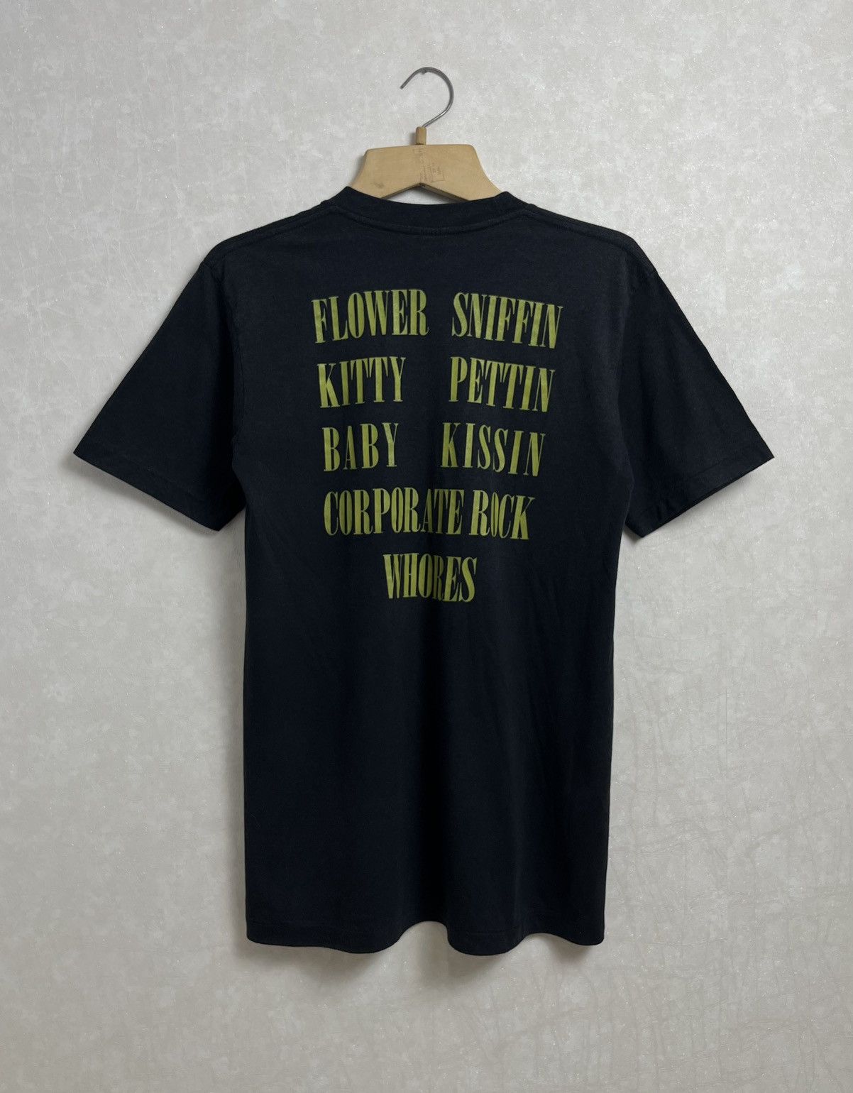 Band Tees Vintage Nirvana Smiley Single Stitch T-Shirt Size US L / EU 52-54 / 3 - 8 Thumbnail