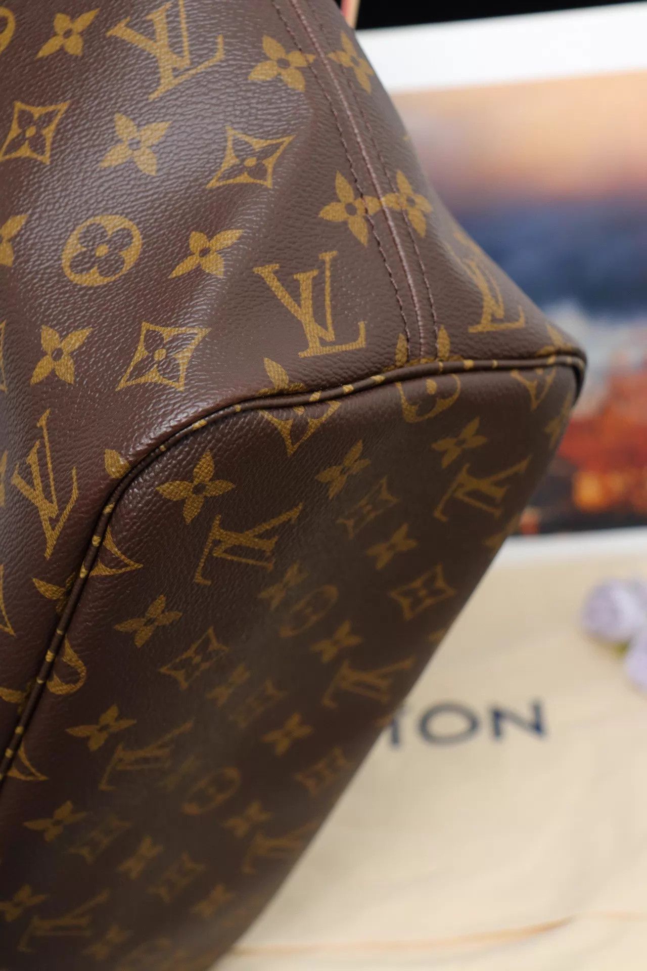 Louis Vuitton LV Neverfull MM Monogram w/dustbag pouch Unused Size ONE SIZE - 7 Thumbnail