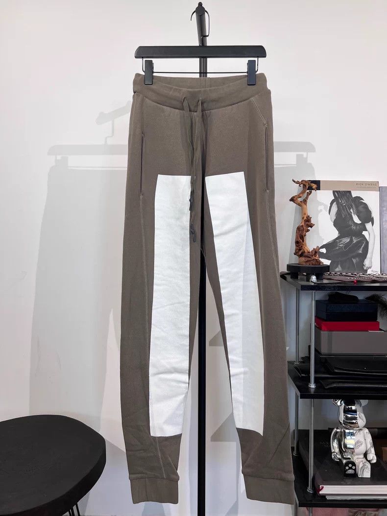 11 By Boris Bidjan Saberi Boris Bidjan Saberi Printed Sweatpants Long Pants Size US 32 / EU 48 - 1 Thumbnail