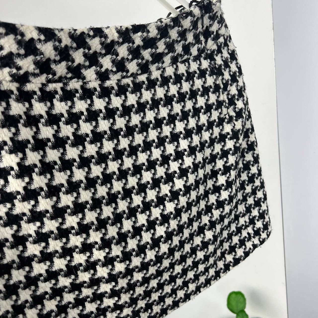 Vintage Mini Skirt Y2k Style Size 28" / US 6 / IT 42 - 2 Thumbnail