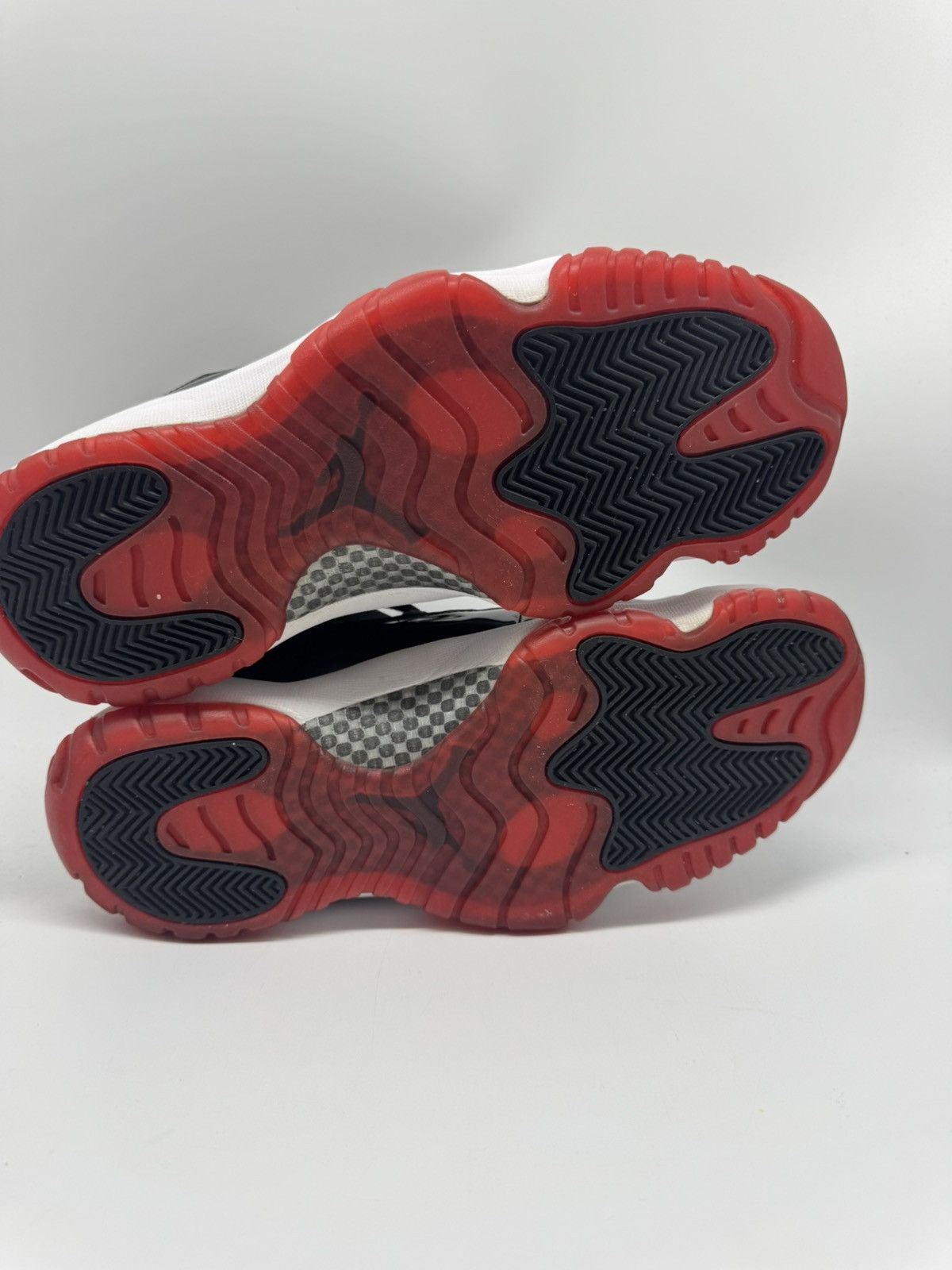 Nike Nike Air Jordan 11 Retro Low Bred 2015 Men’s Size 10 Size US 10 / EU 43 - 7 Thumbnail