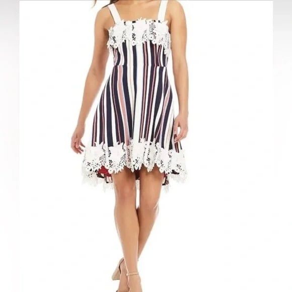Badgley Mischka Belle by Badgley Mischka Claire Dress striped lace trim wov Size XS / US 0-2 / IT 36-38 - 1 Thumbnail