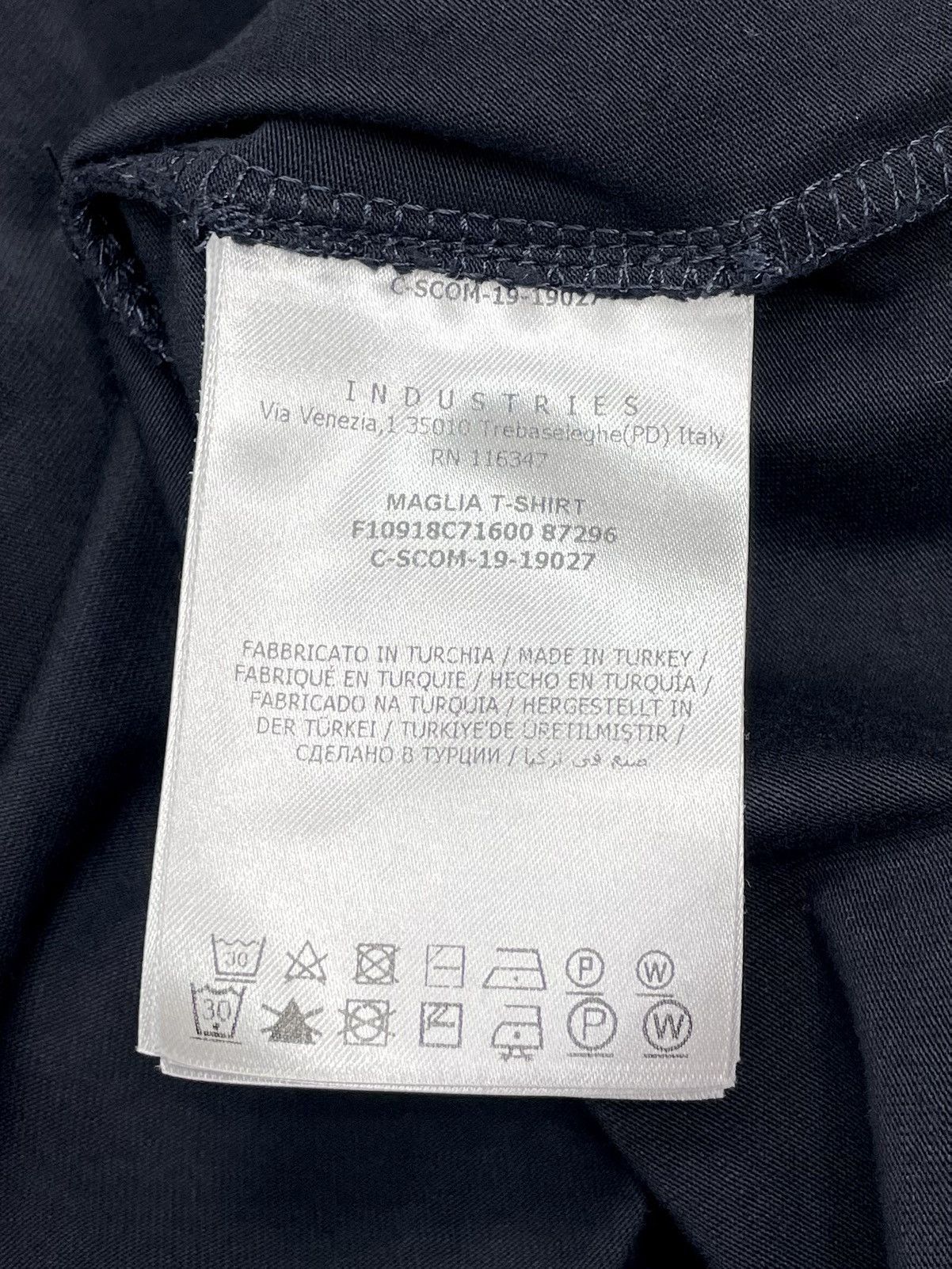 Moncler Moncler Slim Fit Tricolour Sleeve T-Shirt – Navy Size US XL / EU 56 / 4 - 11 Thumbnail