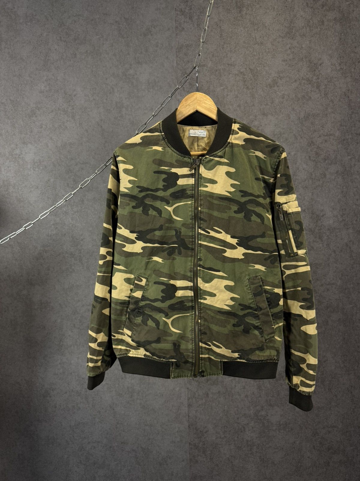 Zara Zara Man camo military bomber jacket Size US L / EU 52-54 / 3 - 1 Thumbnail