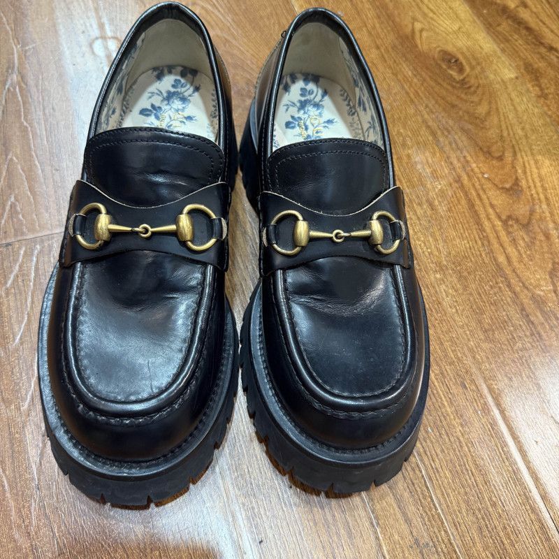 Gucci Gucci Black Leather Platform Loafers with Bee Embroidery - Size US 8 / EU 41 - 2 Thumbnail