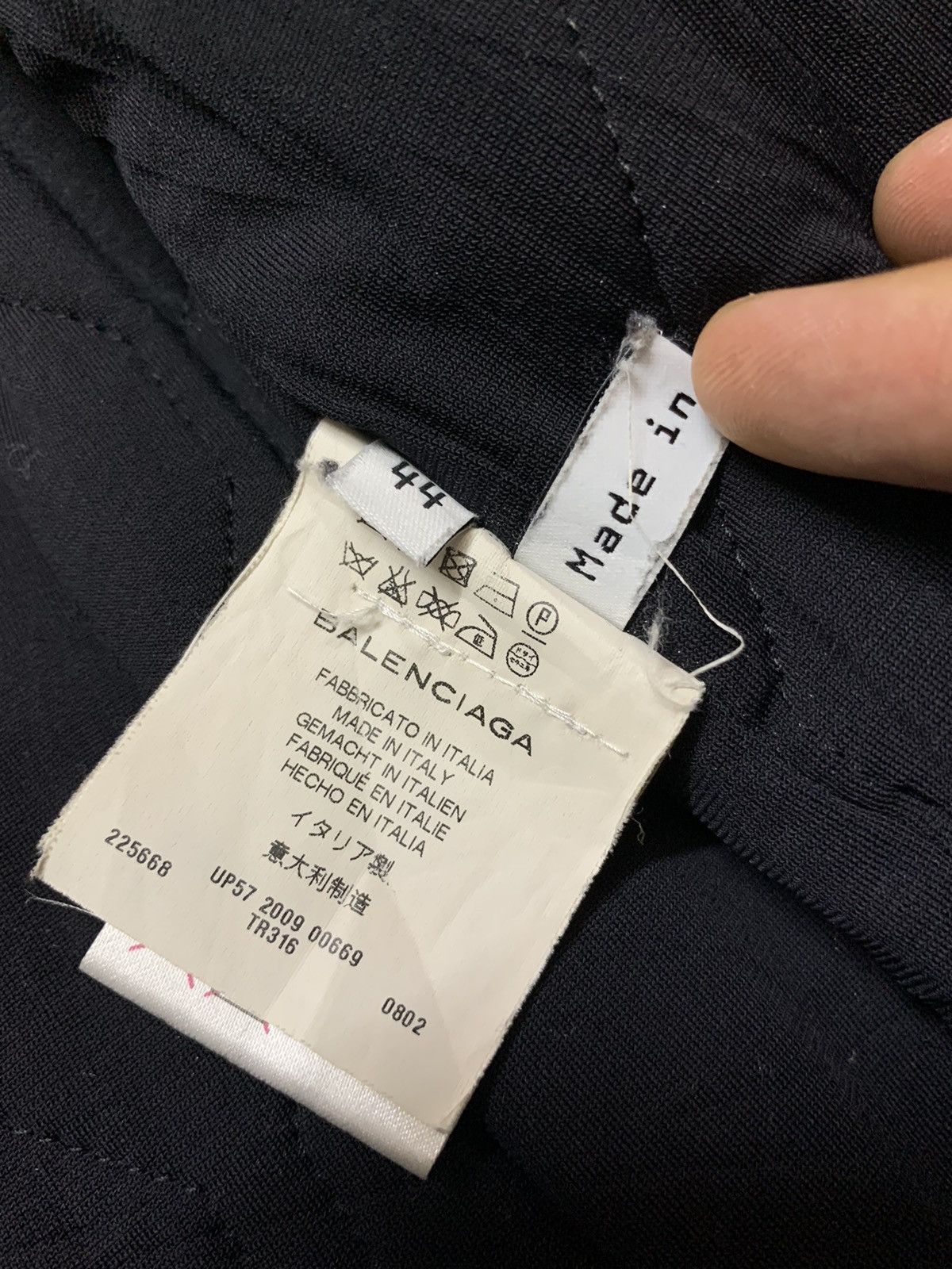 Balenciaga AW09’ BALENCIAGA PARIS Quilted Assymetrical Zip-Up Jacket Size US S / EU 44-46 / 1 - 10 Thumbnail