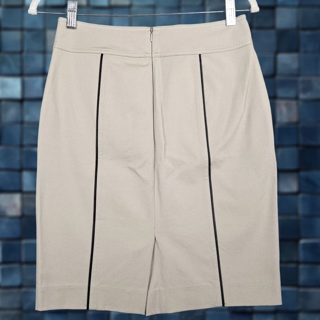 Ann Taylor Ann Taylor Beige Black Zipper Pockets Front Pencil Women's Skirt 0 Size 25" / US 0 / IT 36 - 1 Thumbnail
