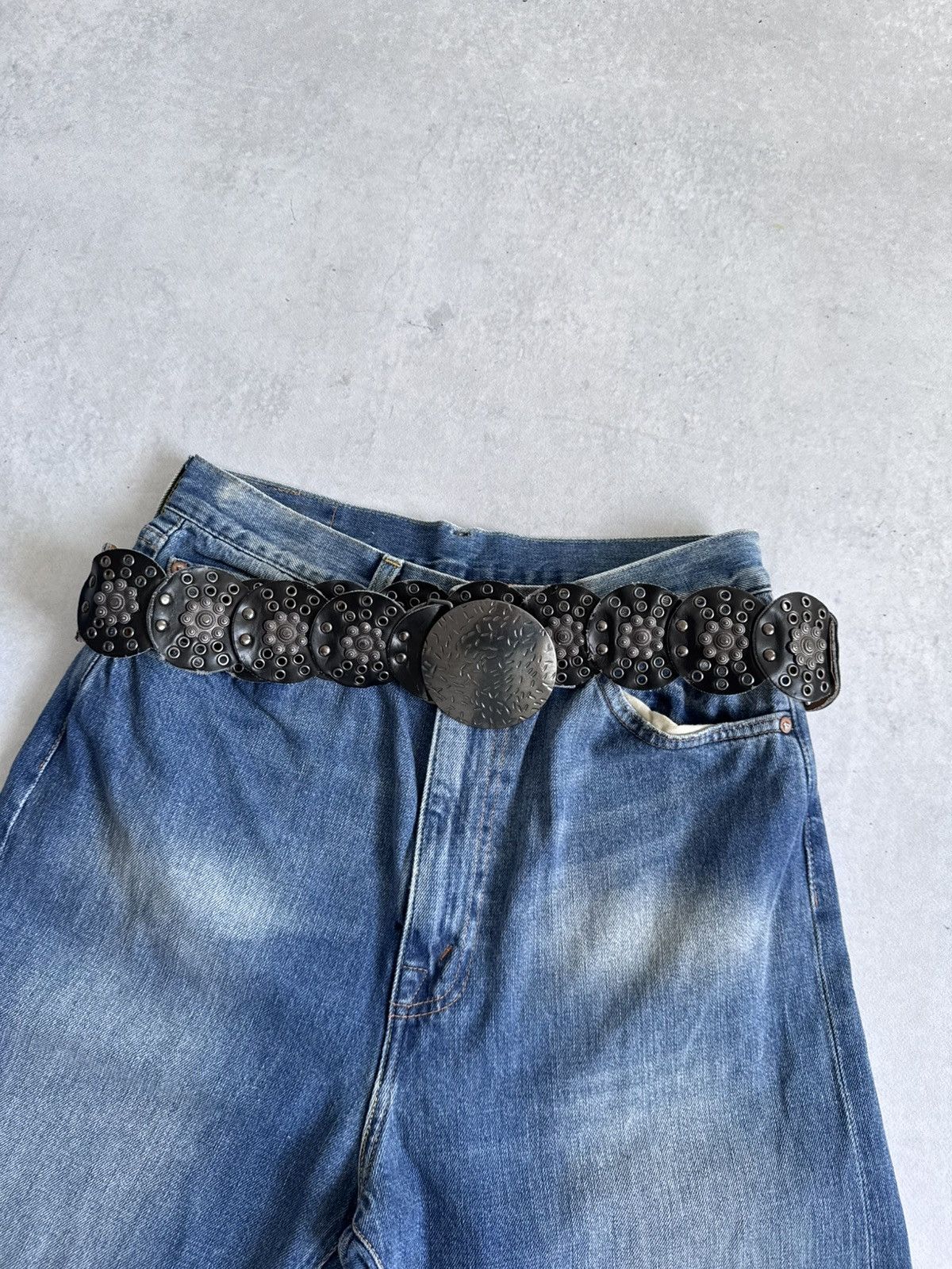 KMRii Vintage KMRii Style Studded Leather Belt Avant-Garde Y2K Size ONE SIZE - 1 Thumbnail