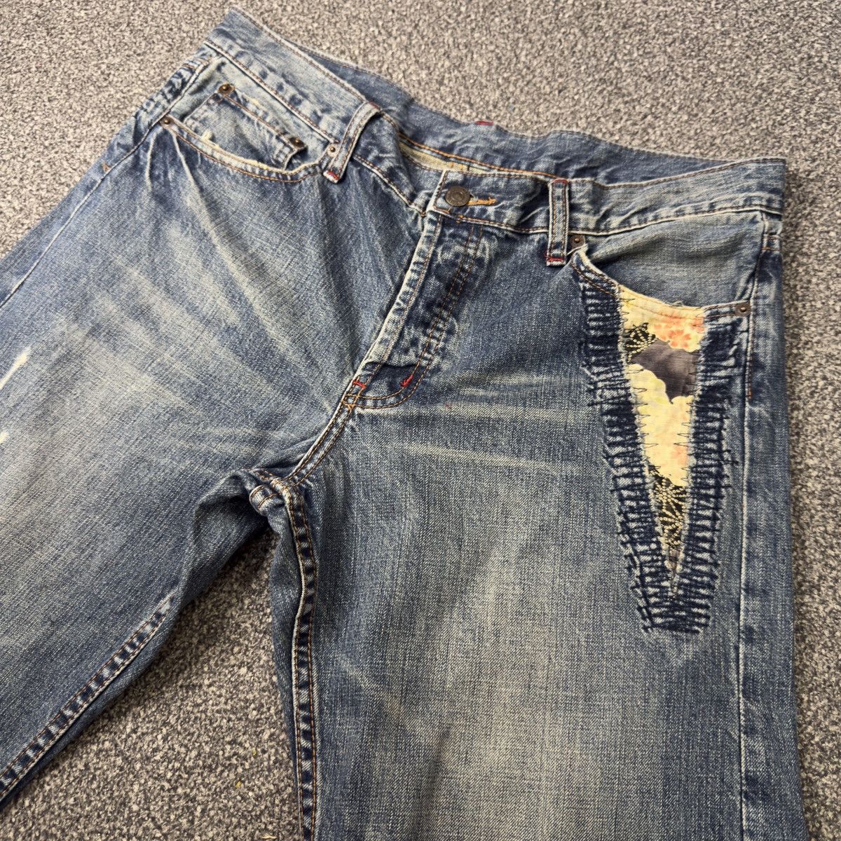 Japanese Brand 🔥🇯🇵 Archive Takeo Kikuchi Distressed Boro Sashiko Denim Size US 36 / EU 52 - 4 Thumbnail
