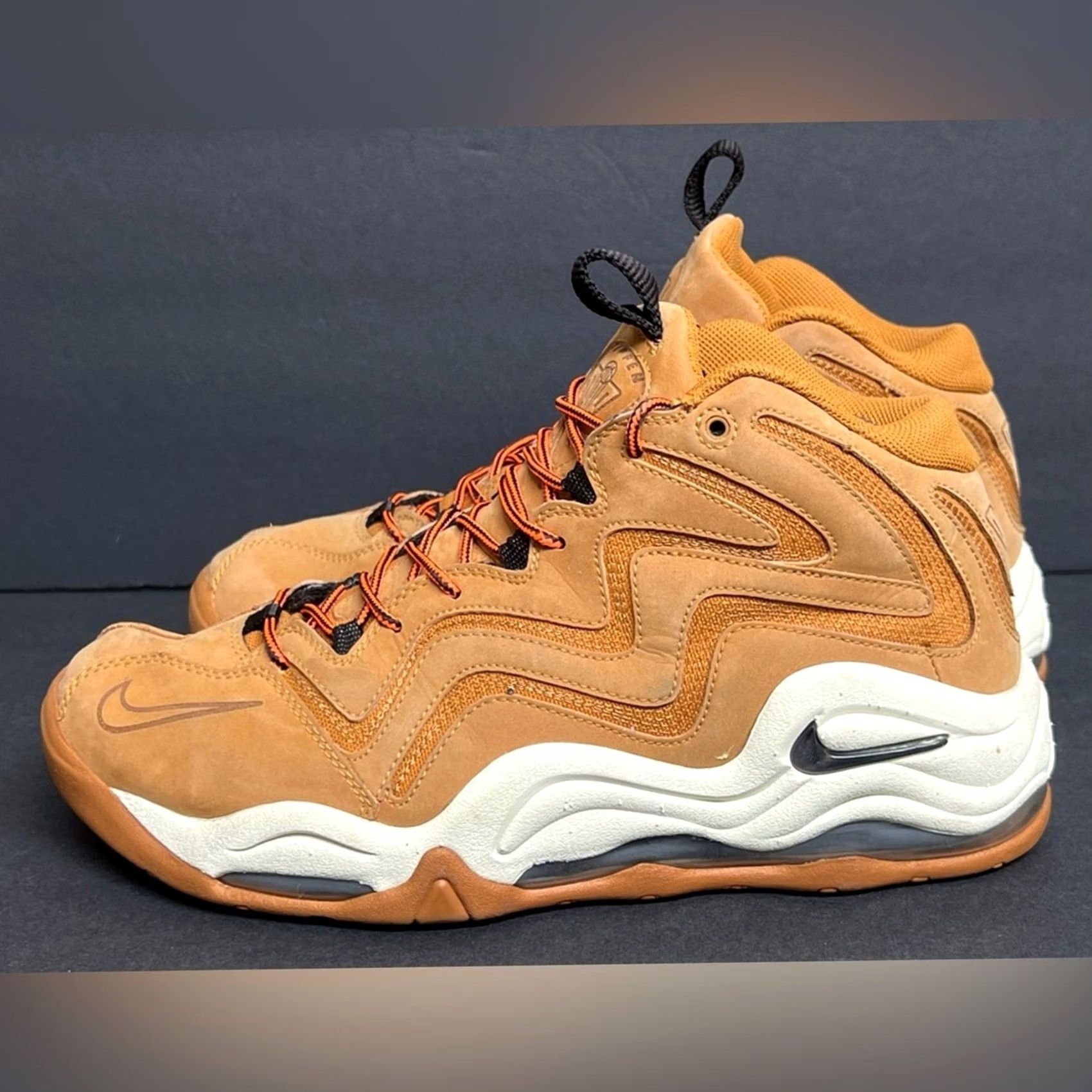 Nike VINTAGE Rare SAMPLE Nike Air Pippen 2017 Desert Ochre Velvet Brown Size 9 Mens Shoes Size US 9 / EU 42 - 2 Thumbnail
