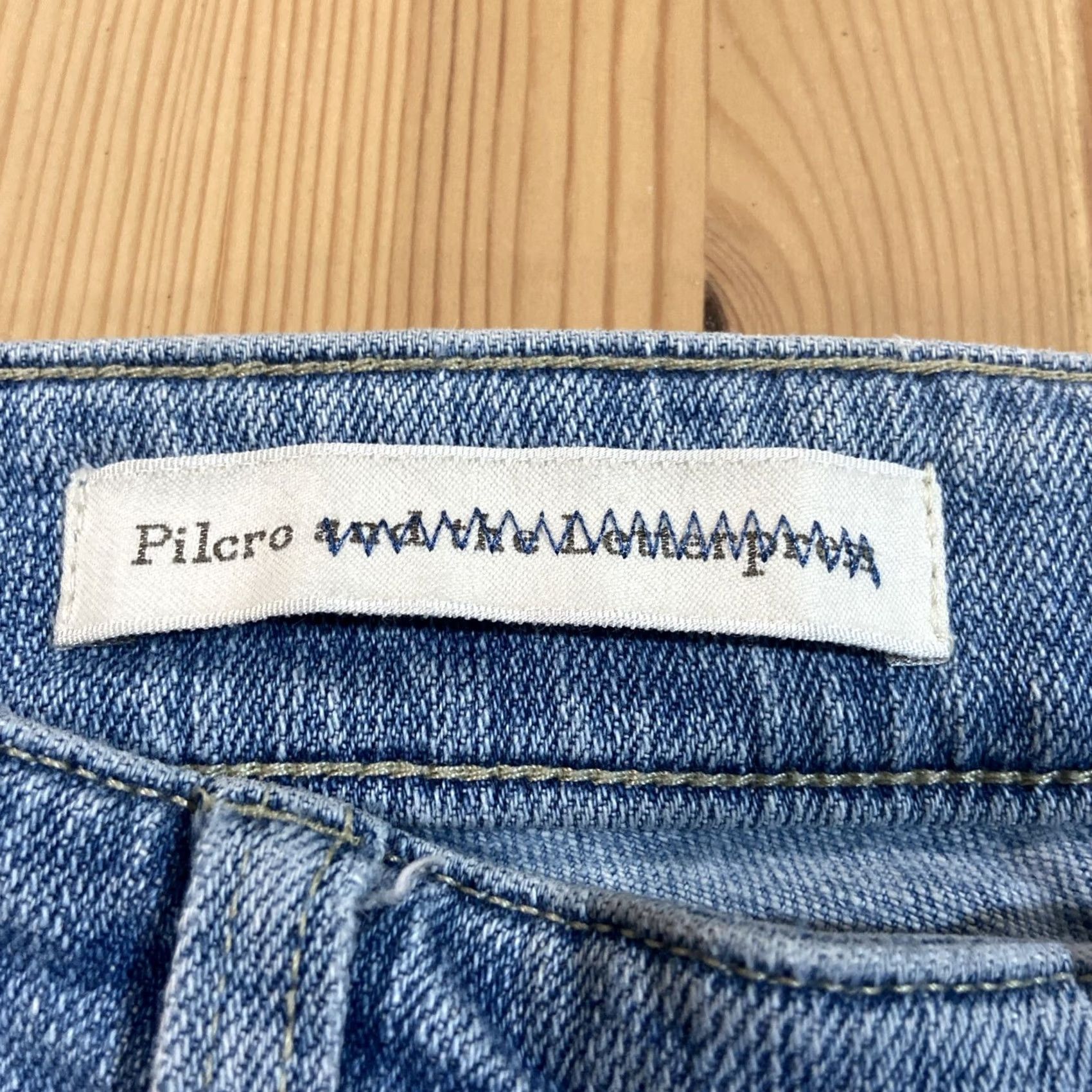 Vintage Pilcro And The Letterpress EM Jeans 28 Blue Denim Distressed Raw Hem Women Jeans Regular 28in Inseam Bohemian City Preppy Size 28" / US 6 / IT 42 - 2 Thumbnail