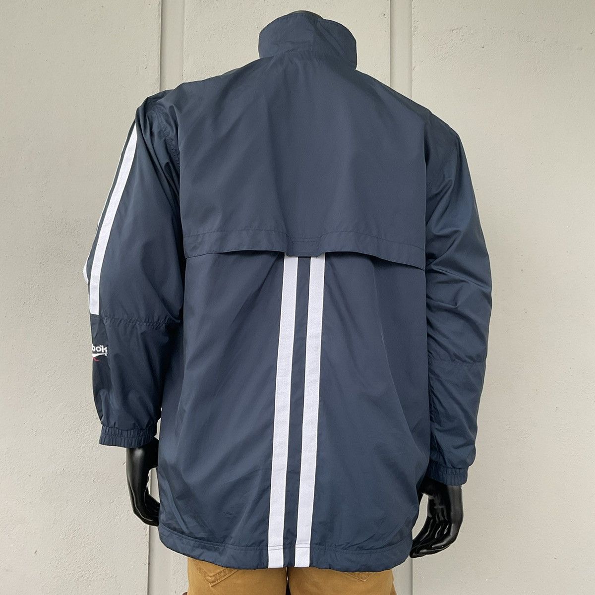 Reebok × Vintage Vintage REEBOK Track Windbreaker Jacket Size US M / EU 48-50 / 2 - 5 Thumbnail
