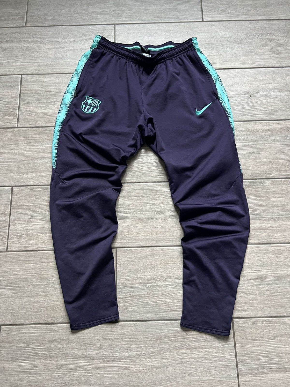 Nike Nike FC Barcelona 2018/19 Training Suit Jacket Pants Socer Size US M / EU 48-50 / 2 - 12 Thumbnail