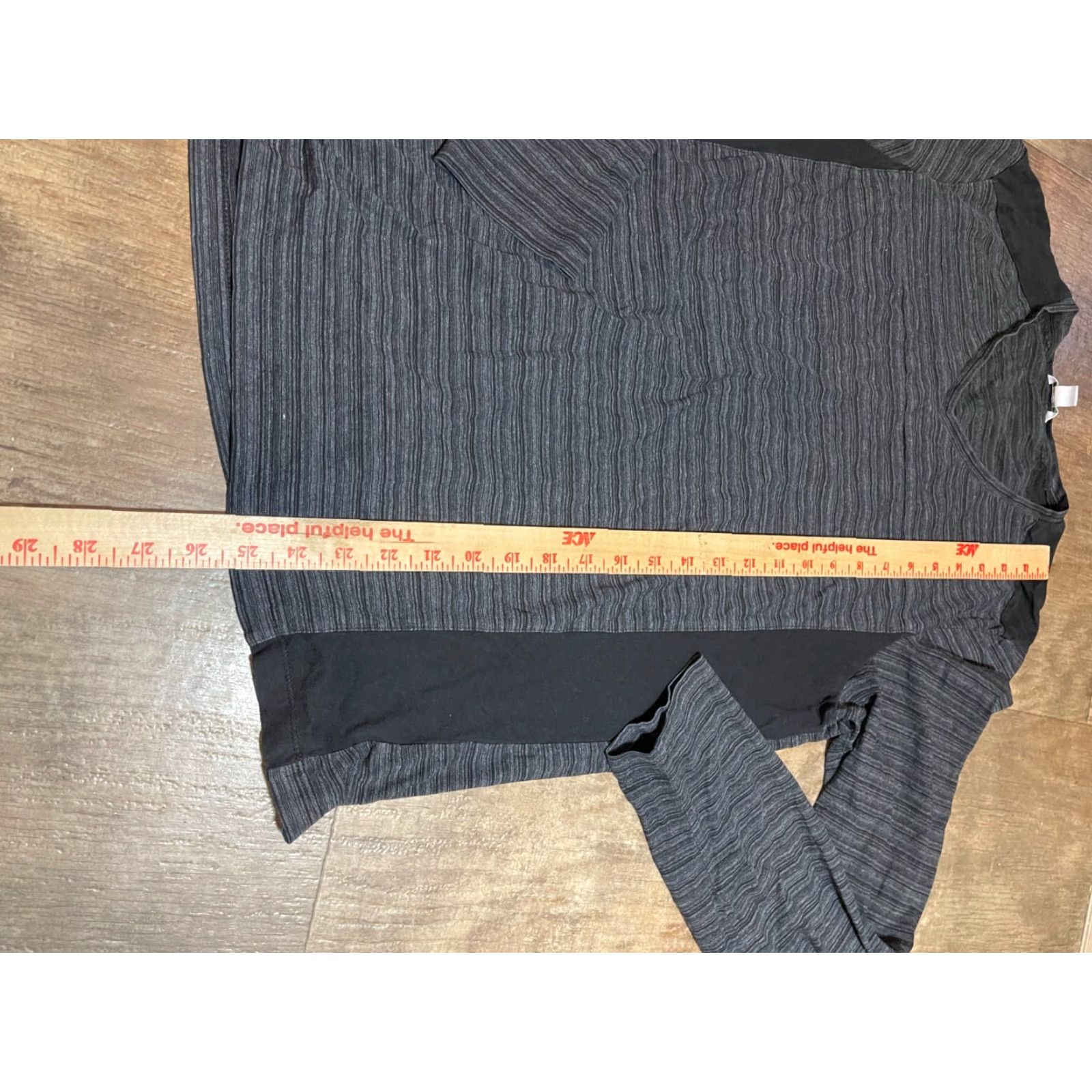 Calvin Klein Calvin Klein Top Womens Medium Black Long Sleeve Pullover Shirt Size M / US 6-8 / IT 42-44 - 2 Thumbnail
