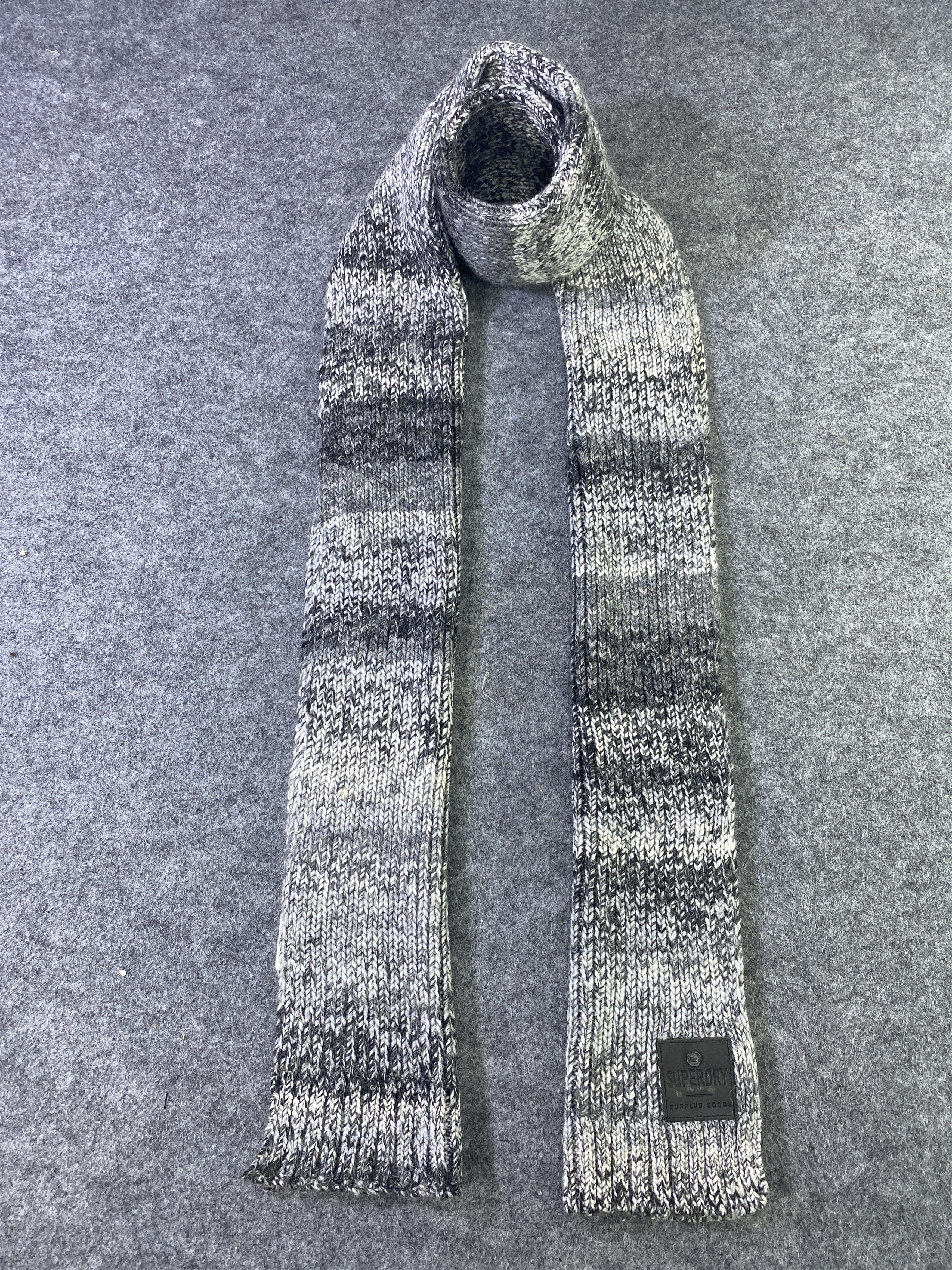 Superdry Scarf/Muffler/Neckwear -T881