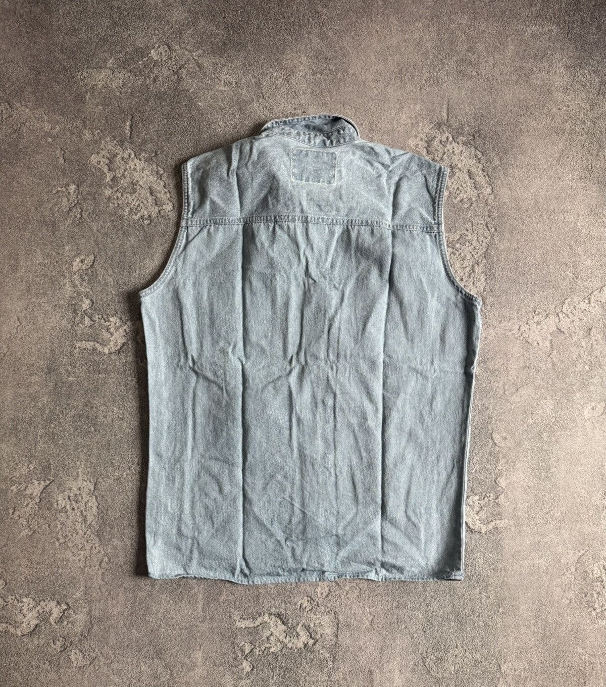 Levi's Levi’s S size denim button up shirt vest sleeveless vintage Size US S / EU 44-46 / 1 - 11 Thumbnail