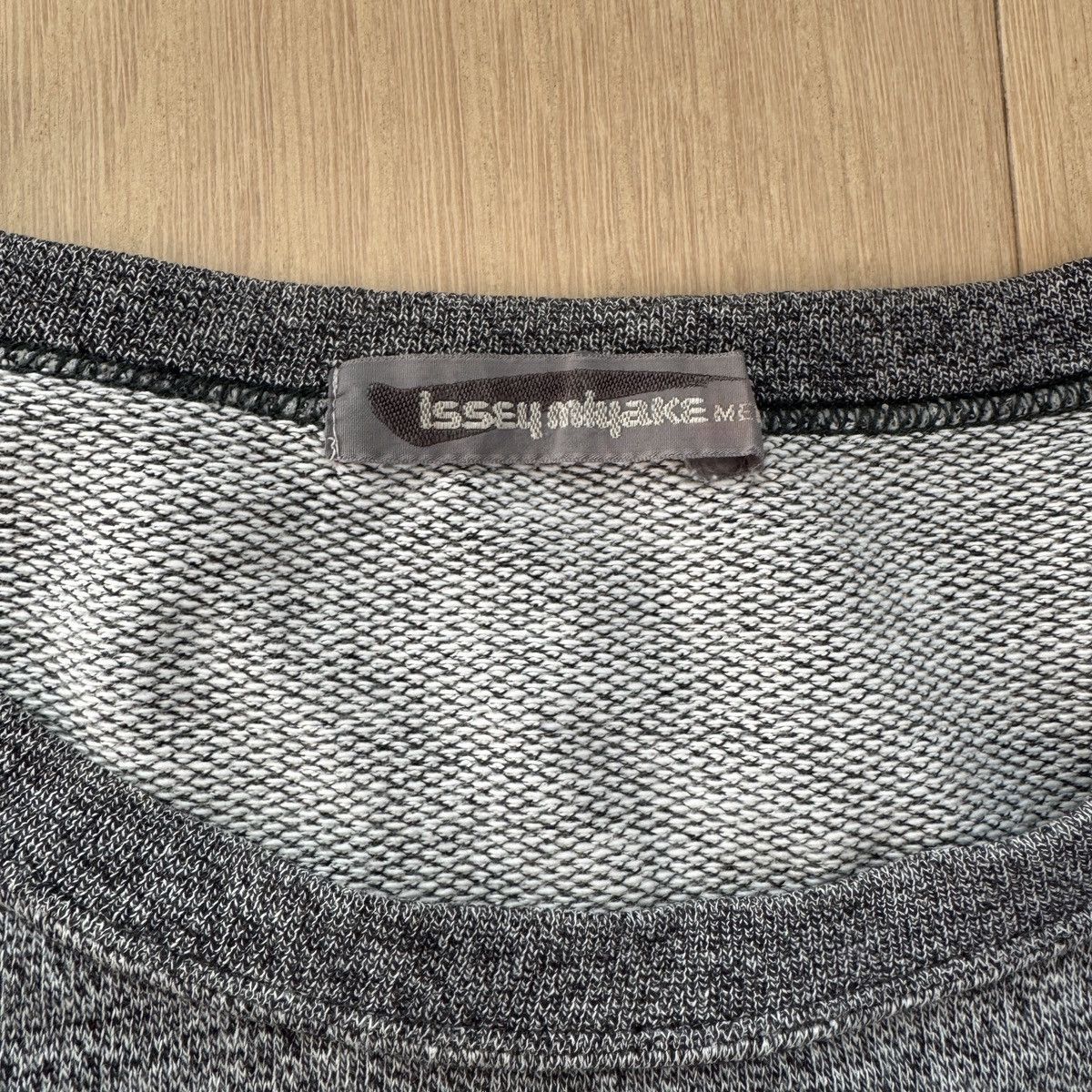 Issey Miyake 80s ISSEY MIYAKE LOGO sweatshirt Size US M / EU 48-50 / 2 - 4 Thumbnail