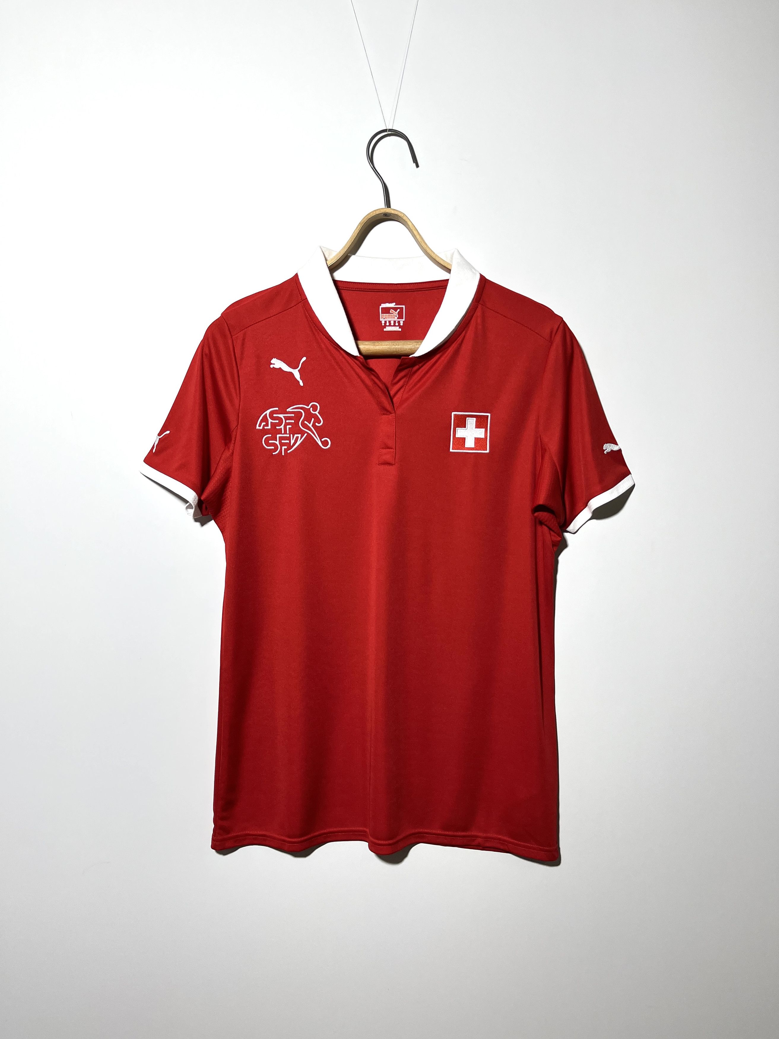 Puma Puma Switzerland National Team 2012-2014 Home Jersey Size US L / EU 52-54 / 3 - 1 Thumbnail