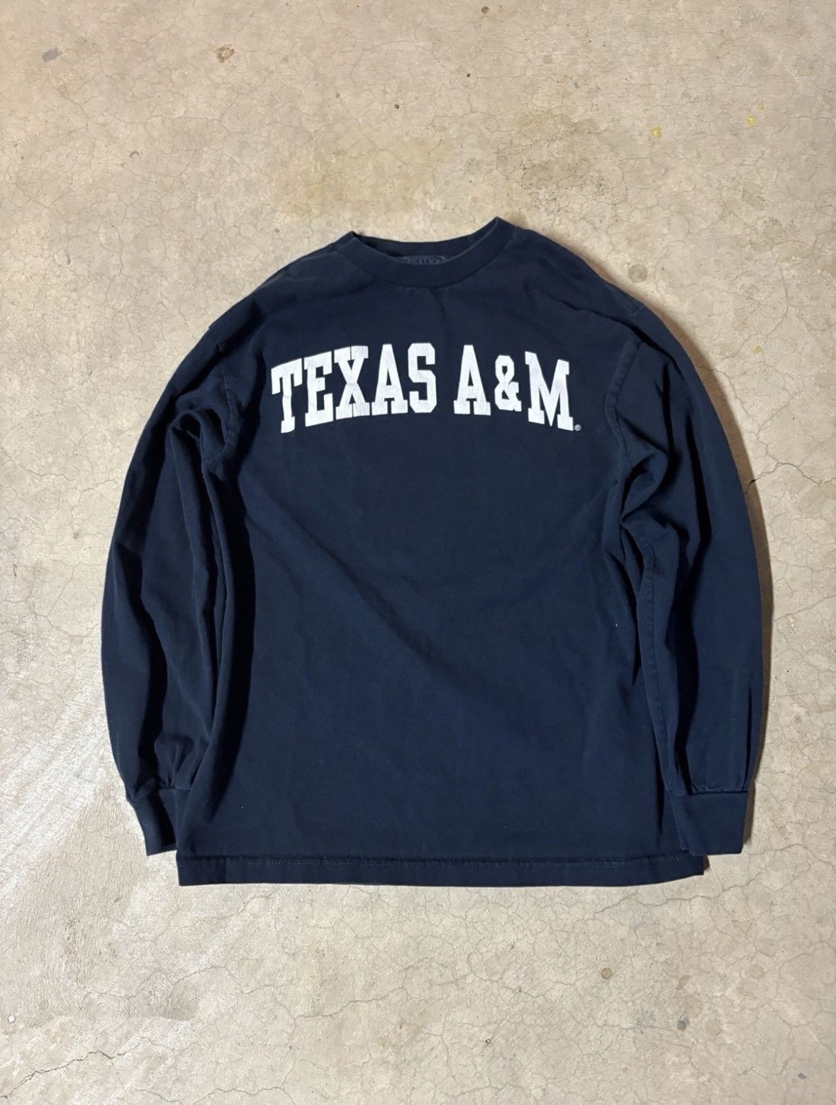 Other Vintage Y2K Texas A&M Long Sleeve Navy Size Medium Size US M / EU 48-50 / 2 - 1 Thumbnail
