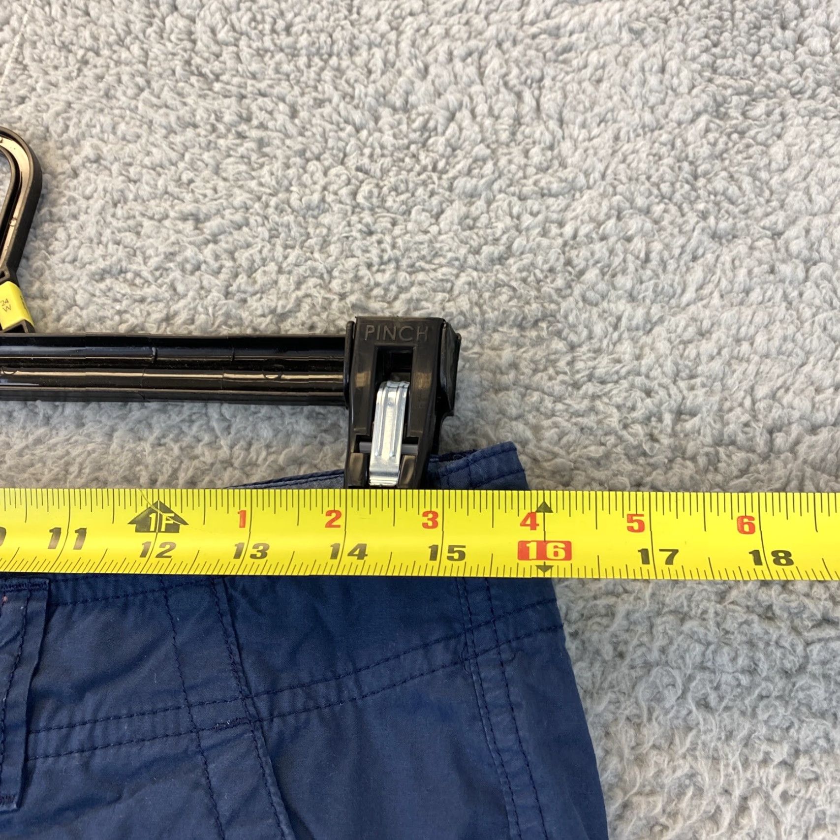 Vintage Women's Columbia Navy Shorts Size 6 Pockets Blue 52-47 Size 28" / US 6 / IT 42 - 4 Thumbnail