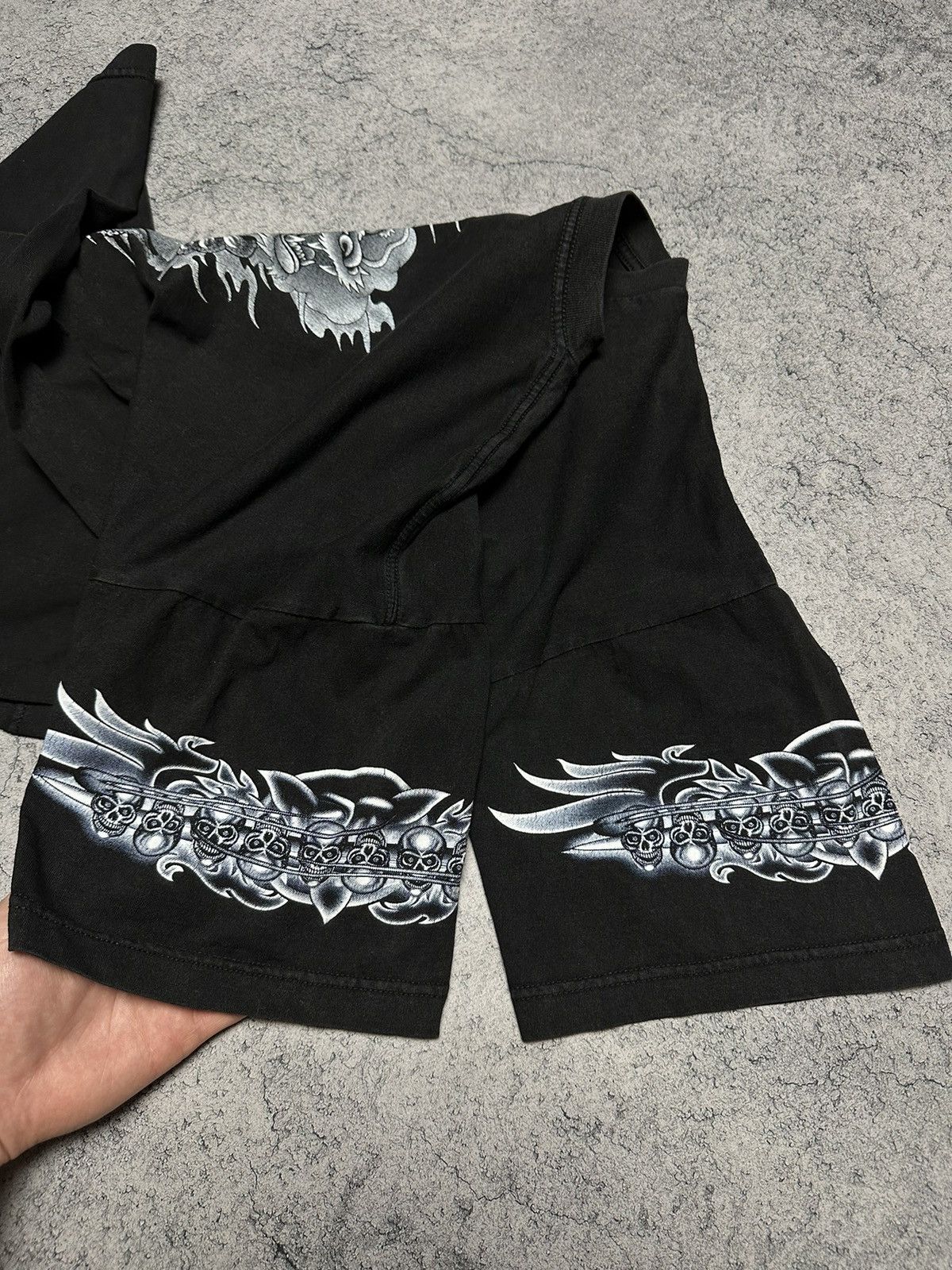 Vintage Vintage REO Rock Dragon Yin Yang Skulls T-Shirt Size US XL / EU 56 / 4 - 6 Thumbnail