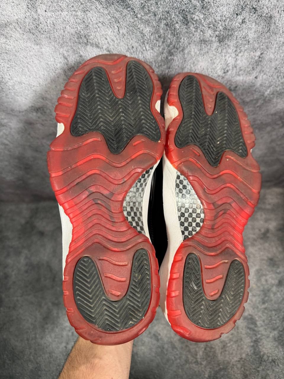 Jordan Brand Size 9 | Jordan 11 Concord Bred No Box | Pre-Owned Size US 9 / EU 42 - 4 Thumbnail