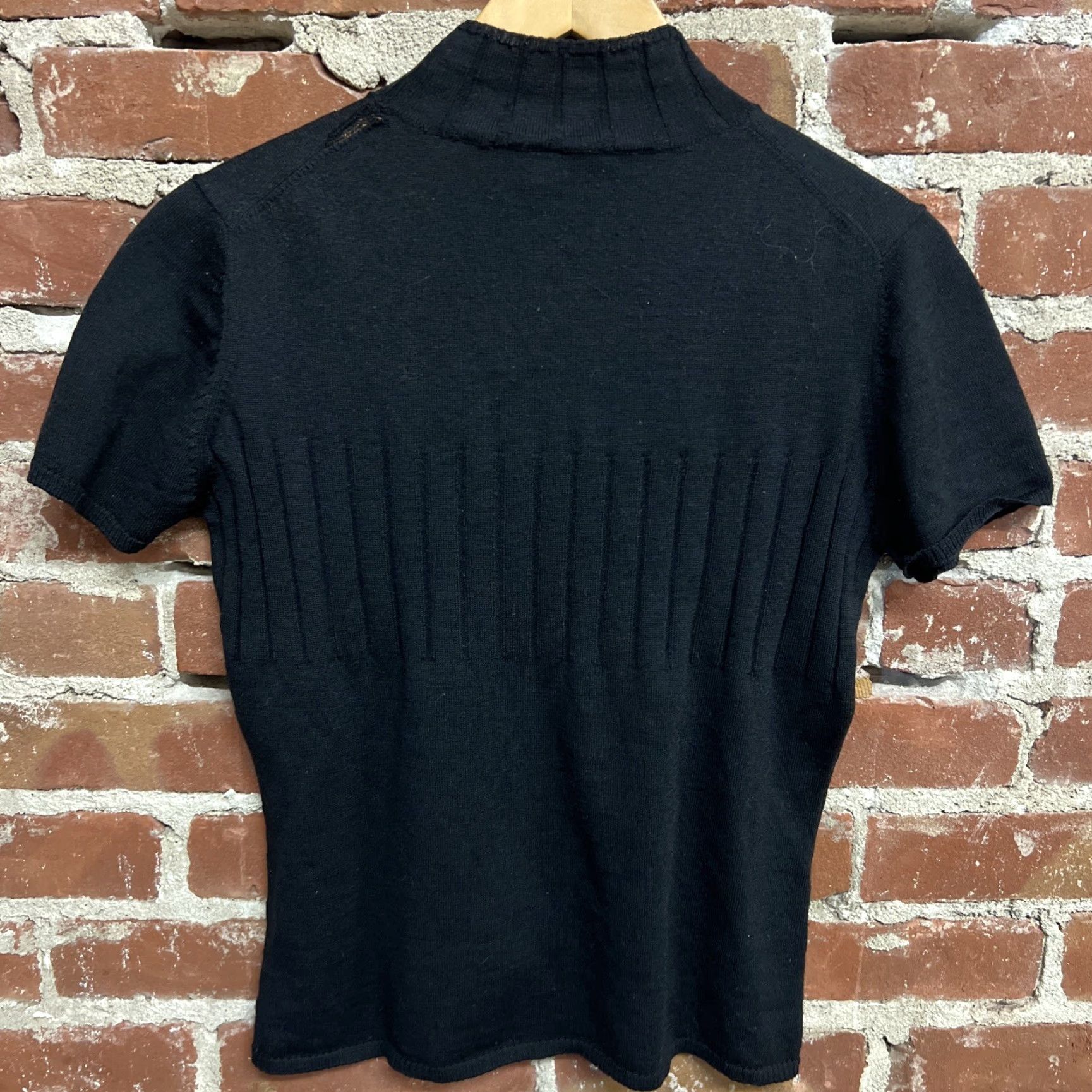 Vintage VINTAGE Christian Francis Roth Wool Short Sleeve Top Womens Medium Blouse Black Wool 21" Pit to Pit 23" Length Mens? Size M / US 6-8 / IT 42-44 - 3 Thumbnail