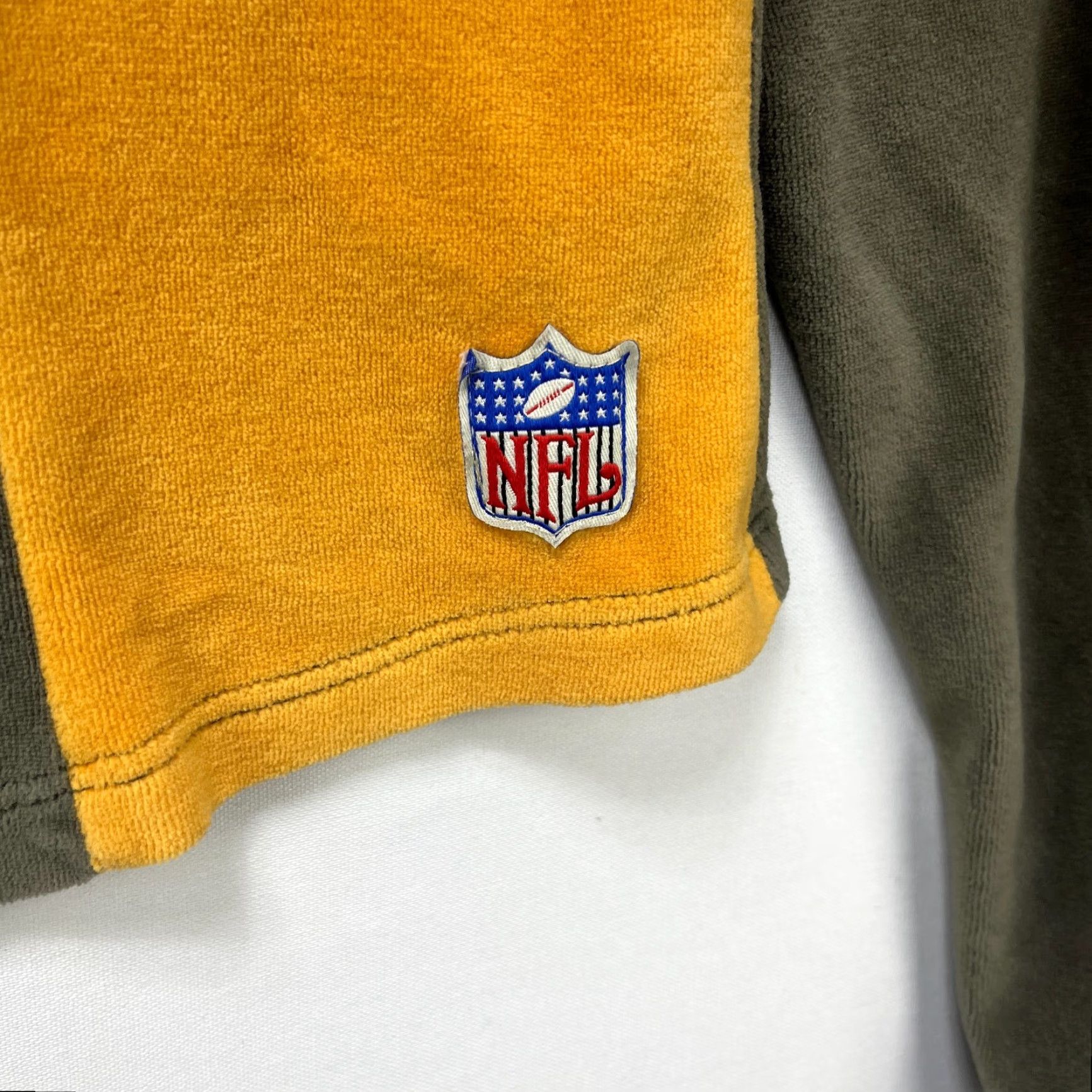 NFL VINTAGE Green Bay Packers Hoodie, Full Zip, Womens XL, Green, USA Theme, 90s/00s, NFL, Activewear, Zip Up, Made in USA, Womens, Size XL Size XL / US 12-14 / IT 48-50 - 4 Thumbnail