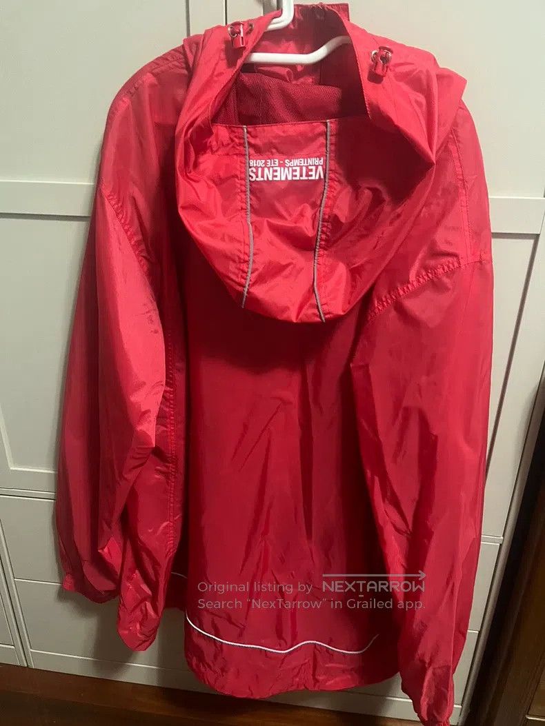 Vetements Vetements Red windbreaker jacket Size US XS / EU 42 / 0 - 3 Thumbnail