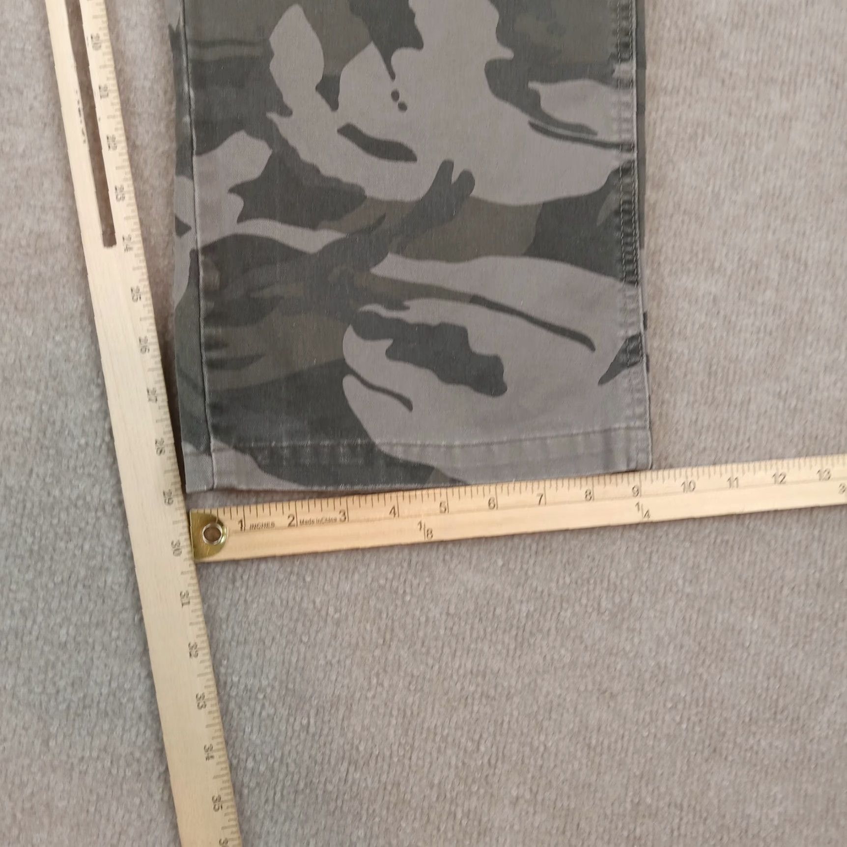 Wrangler Wrangler Mens Cargo Pants 40x32 Extra Large Gray Camo Workwear Size US 40 / EU 56 - 3 Thumbnail