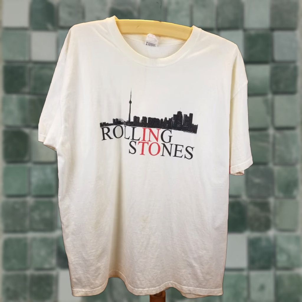 Vintage VINTAGE Rolling Stones TORONTO TOUR BAND T-SHIRT XLARGE White Sleeve Short Neck Round Size XL Men Band Rock 2003 USA USA Size US XL / EU 56 / 4 - 1 Thumbnail