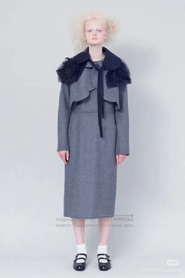 Comme des Garcons Comme Des Garcons Short coat petal Size XS / US 0-2 / IT 36-38 - 2 Thumbnail