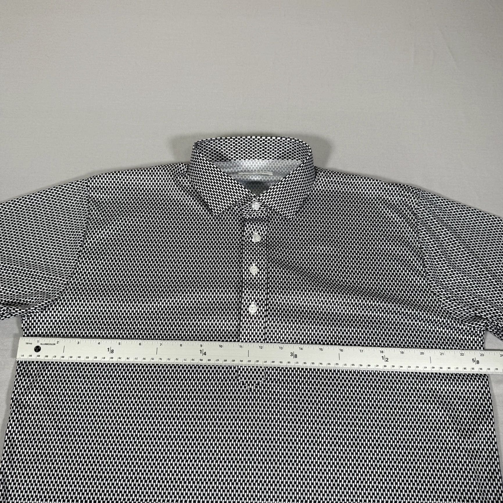 CO Collars & Co. Polo Shirt Mens Large Black Geometric Dress Collar Relaxed Fit Lightweight Knit Short Sleeve Buttoned Polo Shirt Mens Size 42R - 5 Thumbnail