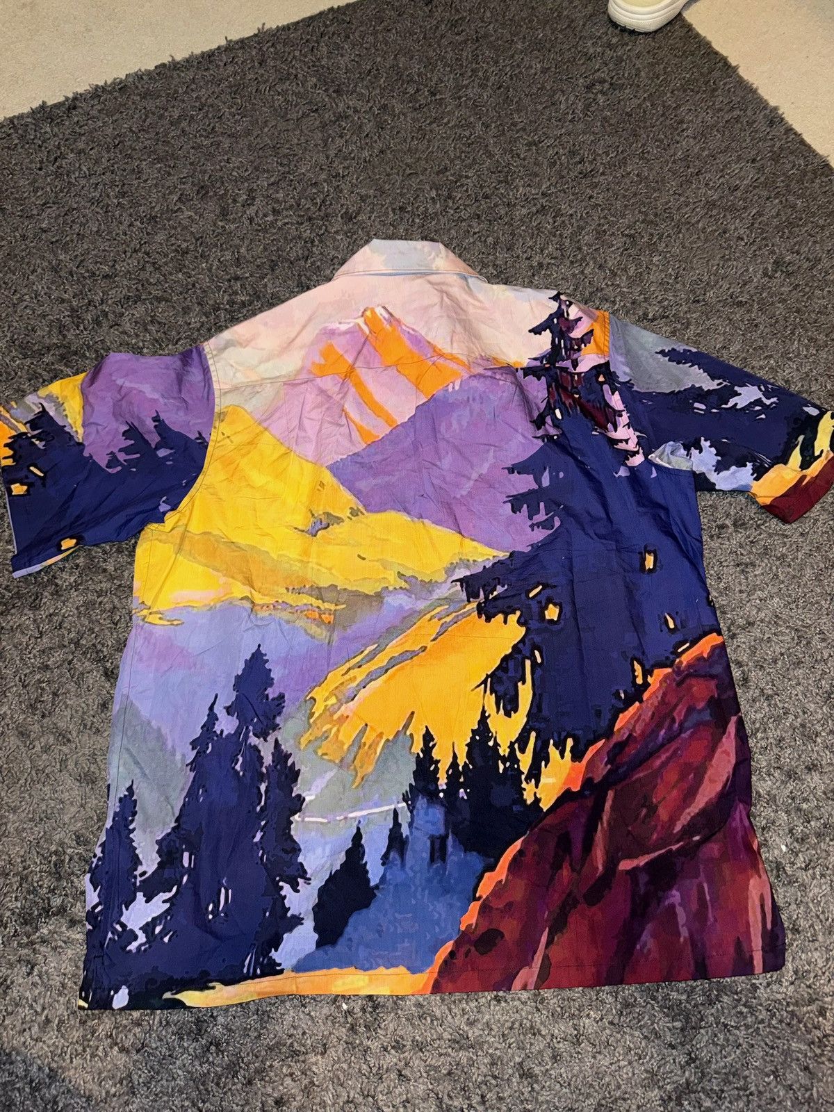 Prada Prada Camp Collar Mountain Landscape Bowling Shirt Size US XXL / EU 58 / 5 - 2 Thumbnail