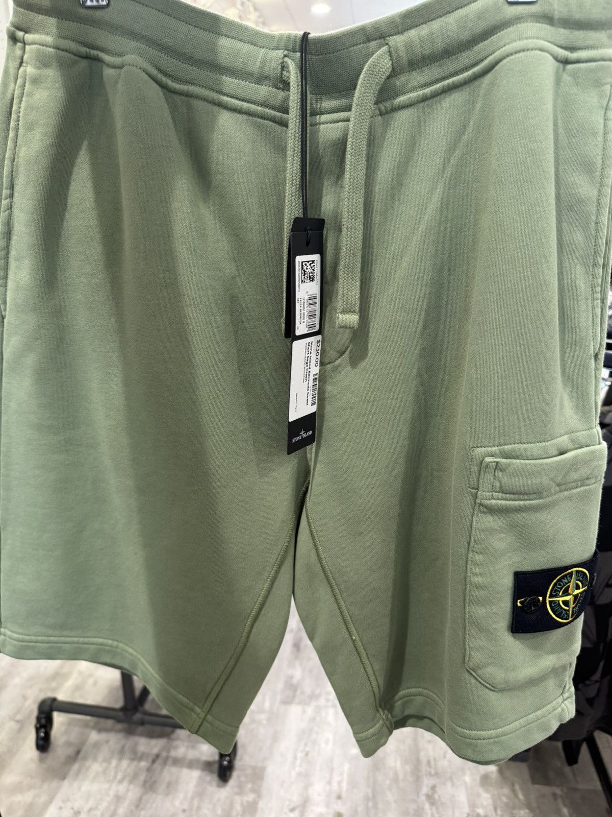 Stone Island Stone Island Bermuda Sweat Shorts Sage Size US 32 / EU 48 - 1 Thumbnail