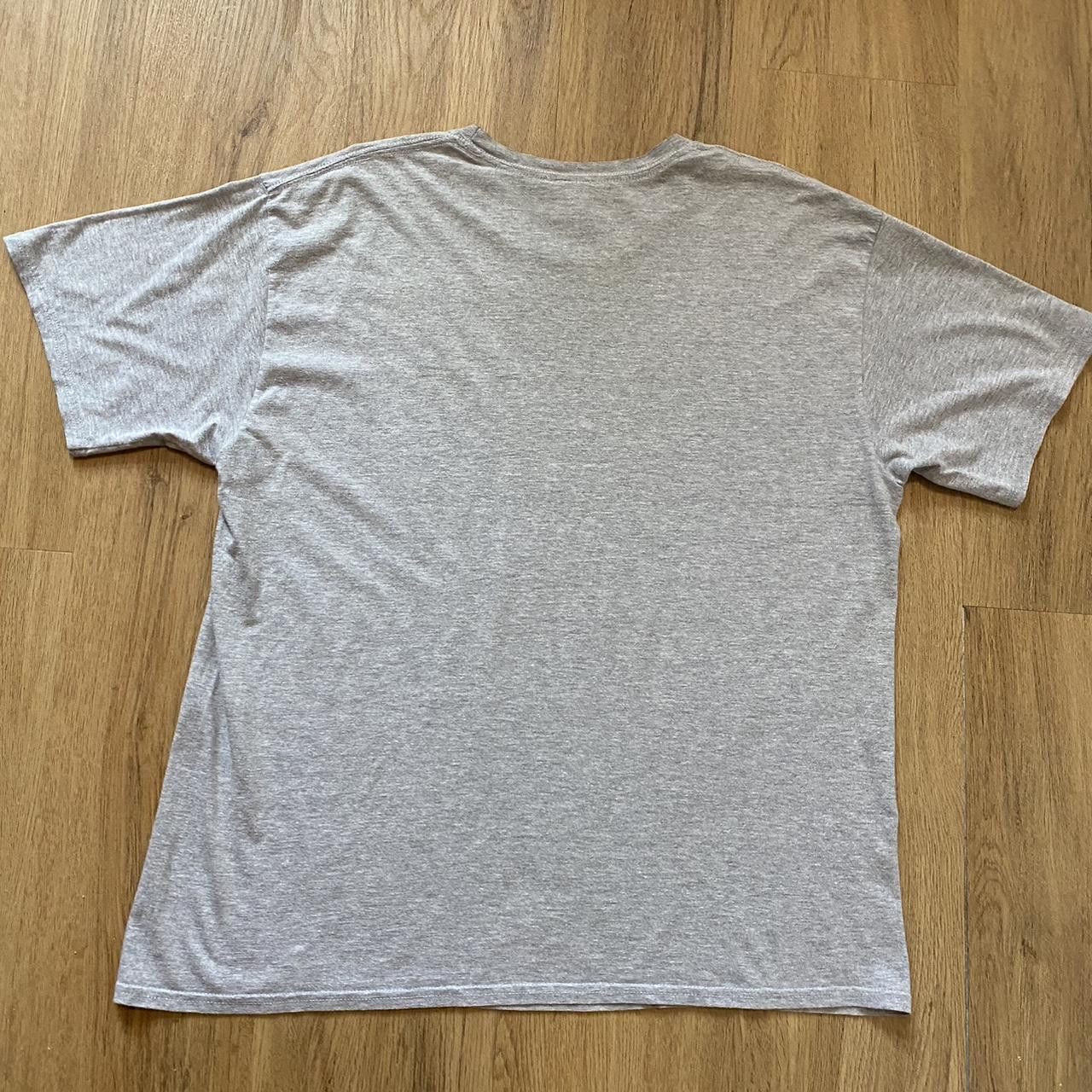 Gildan "STAY CLASSY" grey and black tshirt Size US XL / EU 56 / 4 - 2 Thumbnail