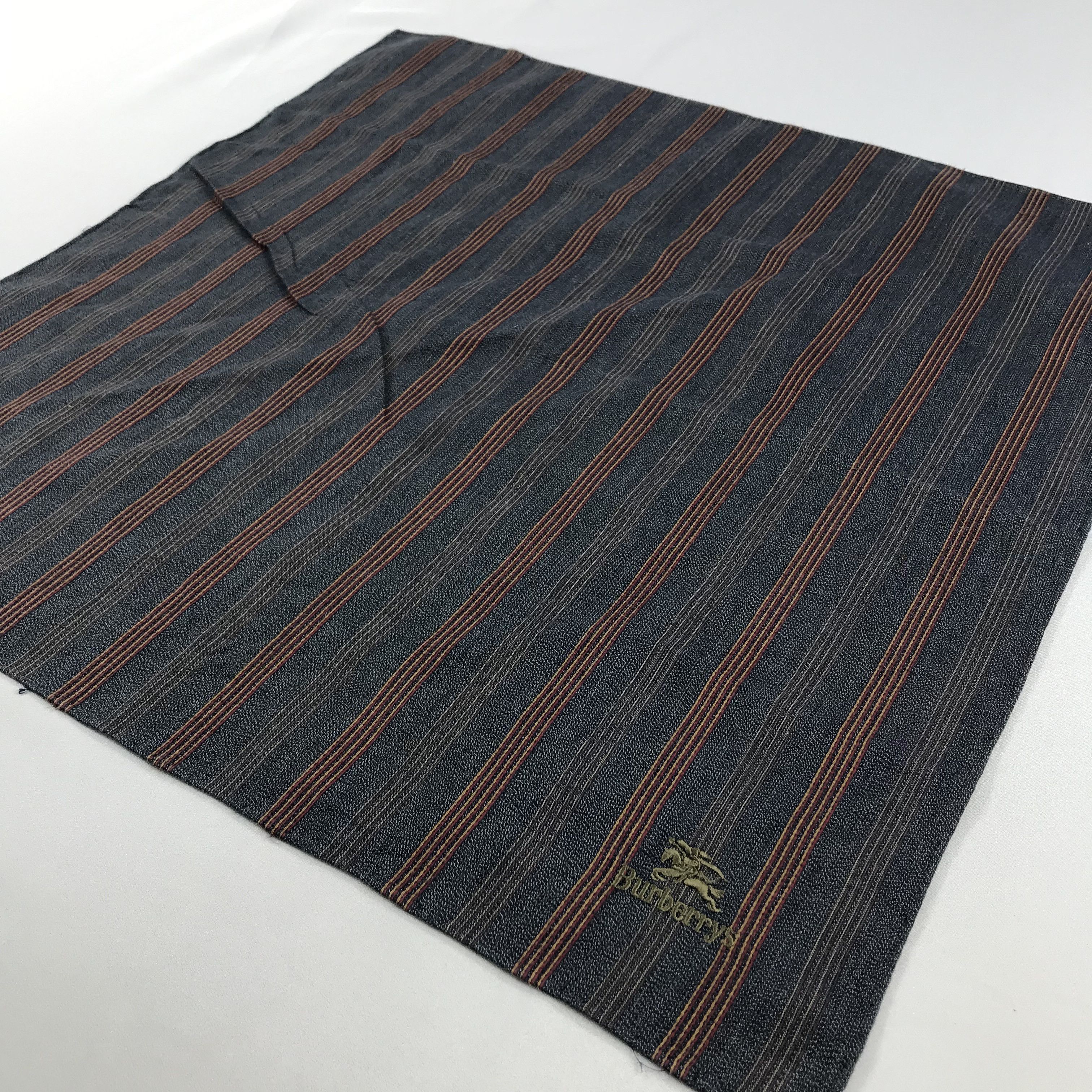 Burberry Burberry Bandana / Handkerchief / Neckerchief - S2544 Size ONE SIZE - 2 Thumbnail