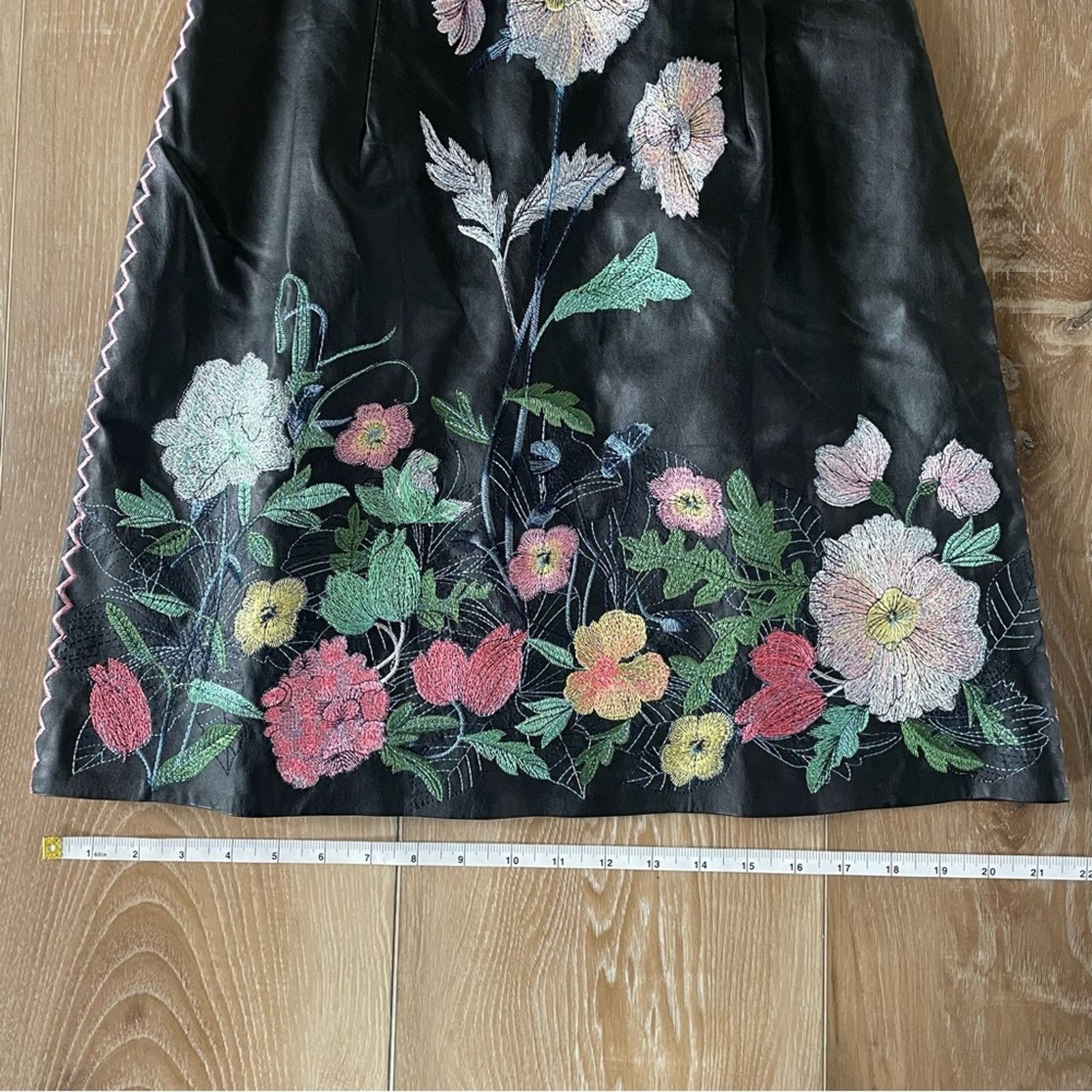 Anthropologie Anthropologie Foxiedox Vegan Leather Embroidered Dress 6 Size M / US 6-8 / IT 42-44 - 15 Thumbnail