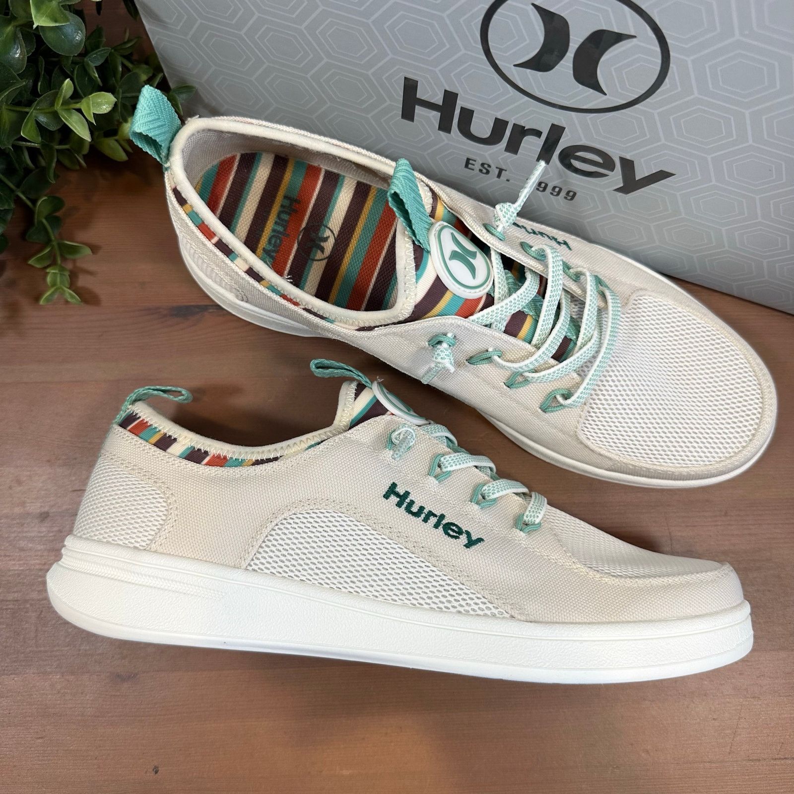 Hurley Hurley Women's Castaic Beige Bungee Shoes Slip On Sneakers Size US 6 / IT 36 - 1 Thumbnail