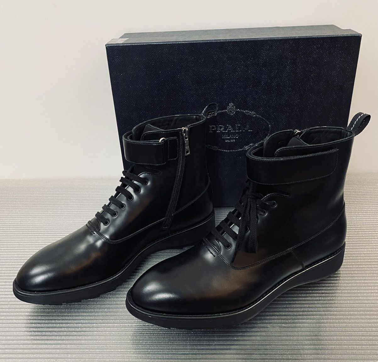 Prada Prada 🇮🇹 black calf side zip top collar combat boots 10 NEW Size US 10 / EU 43 - 2 Thumbnail