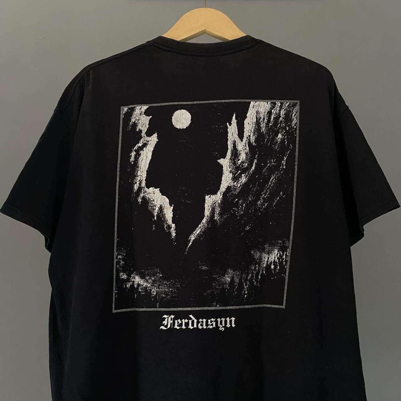 Band Tees Darkthrone Transilvanian Hunger Black Metal Band Tee Size US XL / EU 56 / 4 - 2 Thumbnail